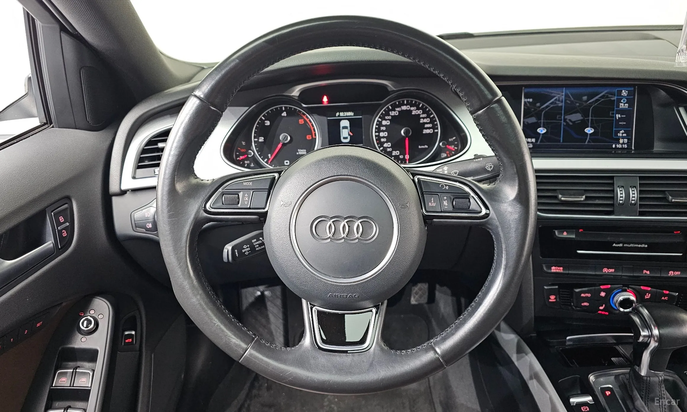 Audi New A4 превью 13