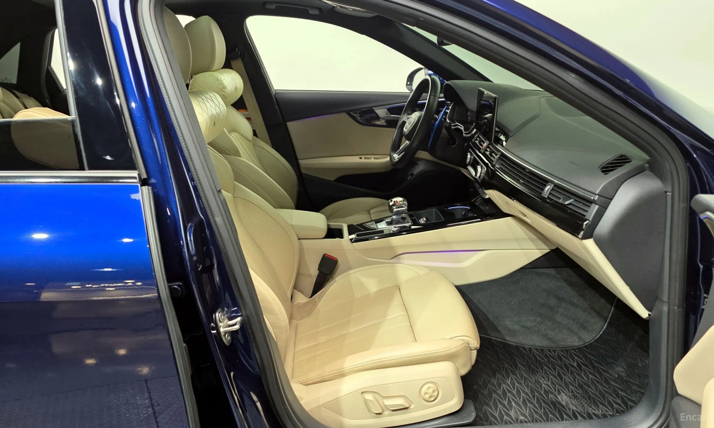Audi A4 (B9) превью 11