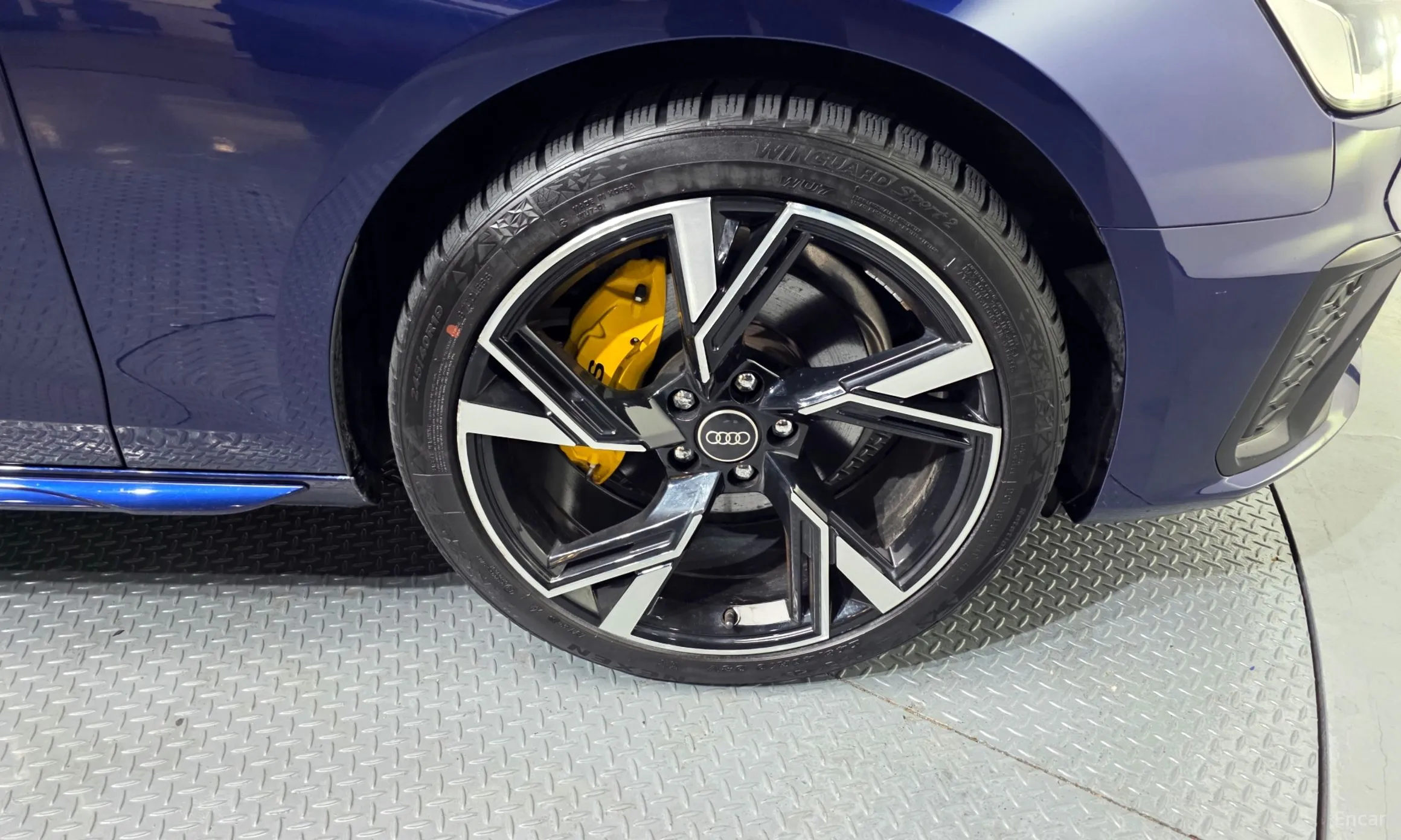 Audi A4 (B9) превью 5