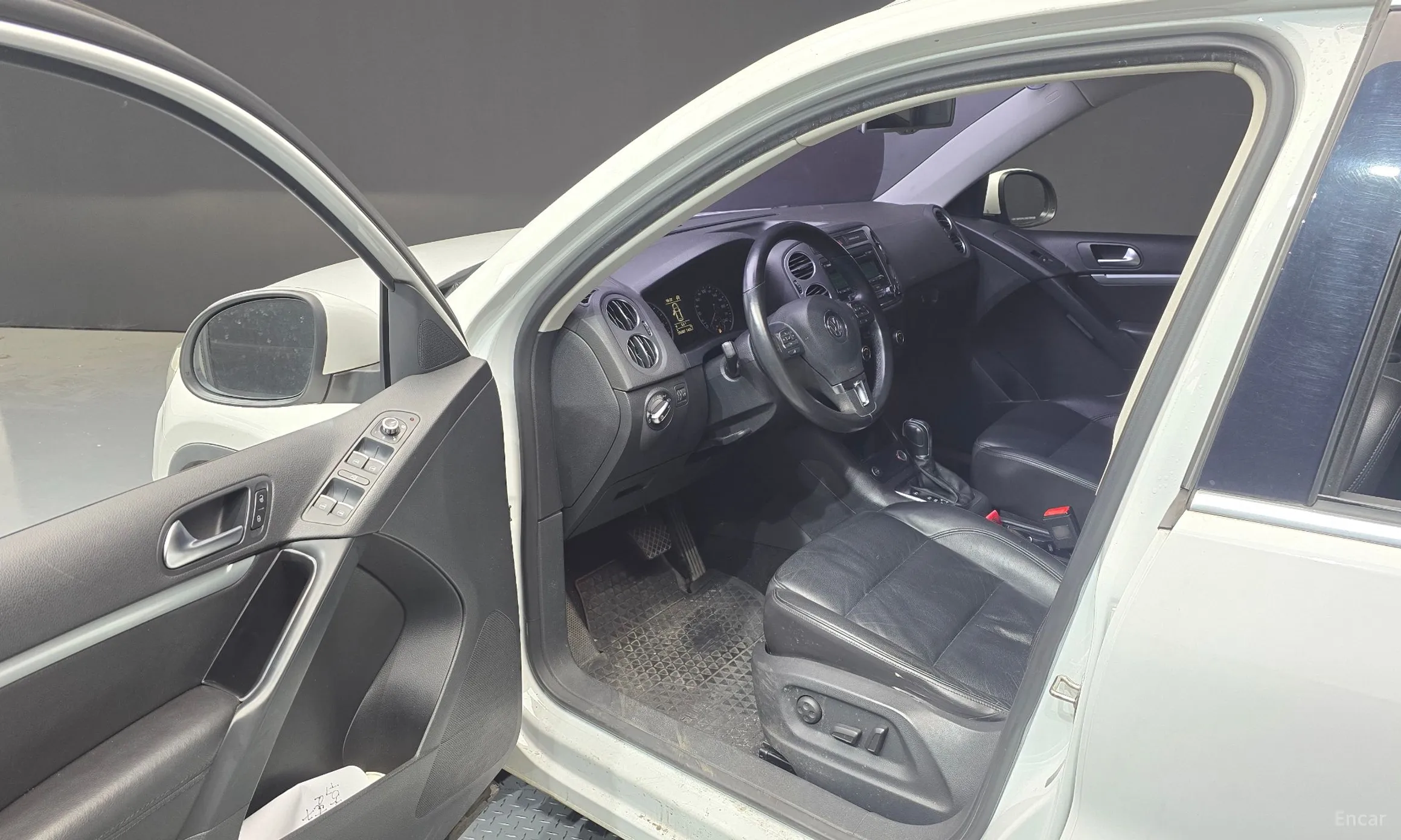 Volkswagen New Tiguan превью 10