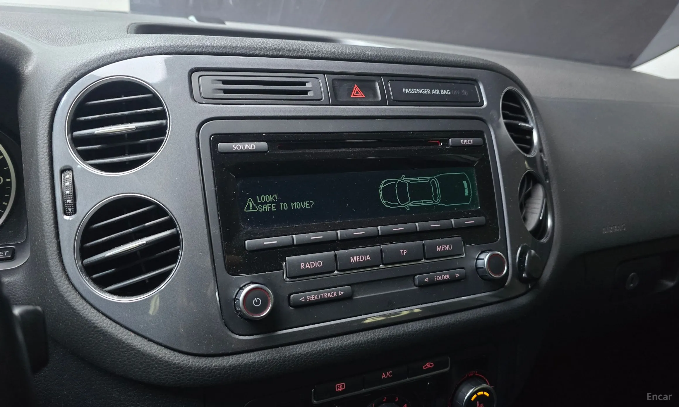 Volkswagen New Tiguan превью 16