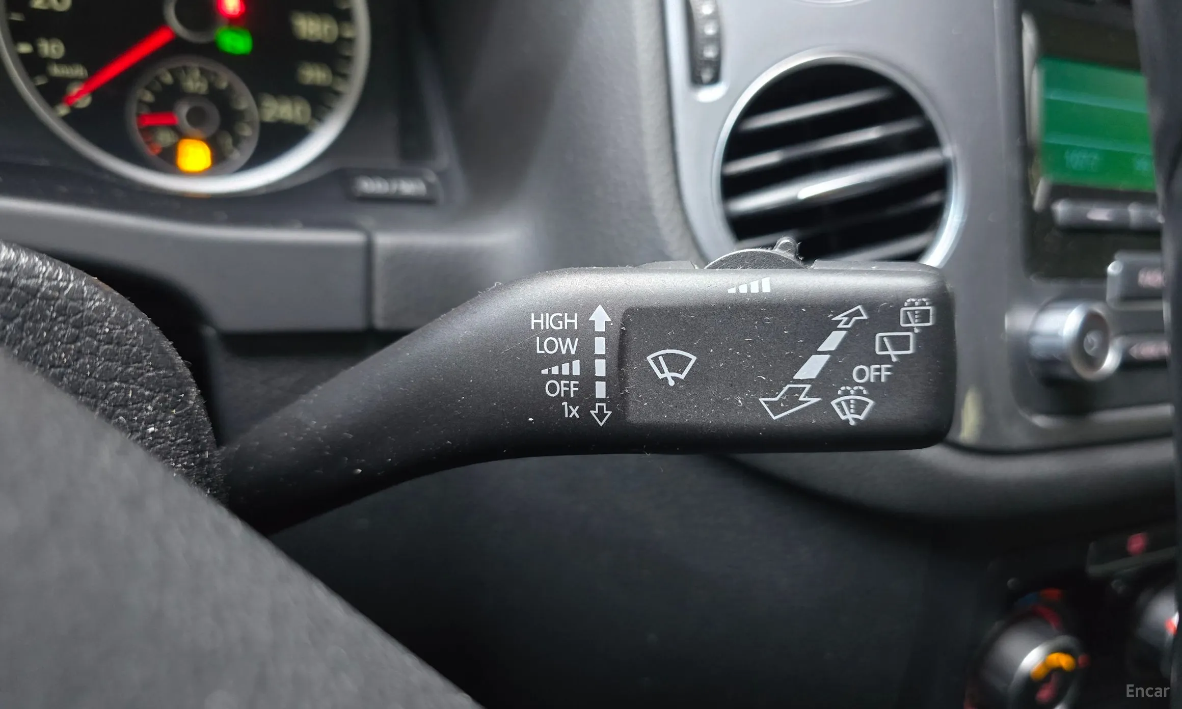 Volkswagen New Tiguan превью 18