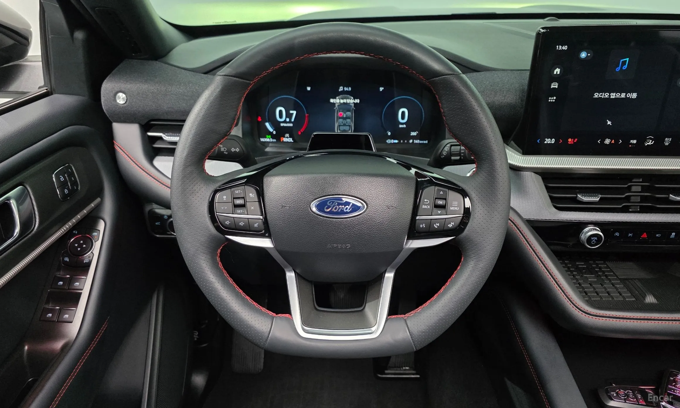 Ford Explorer 6th Generation превью 13