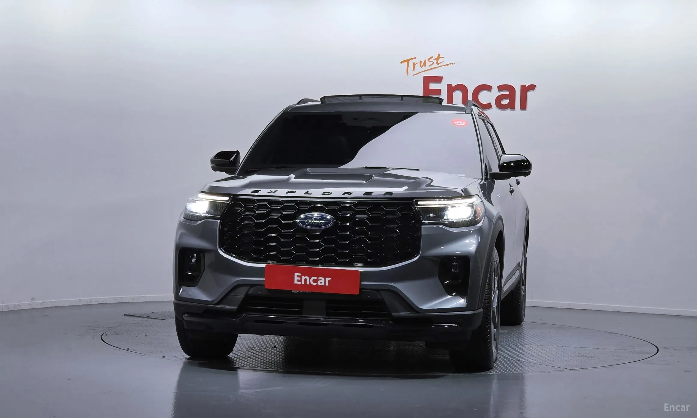 Ford Explorer 6th Generation превью 3