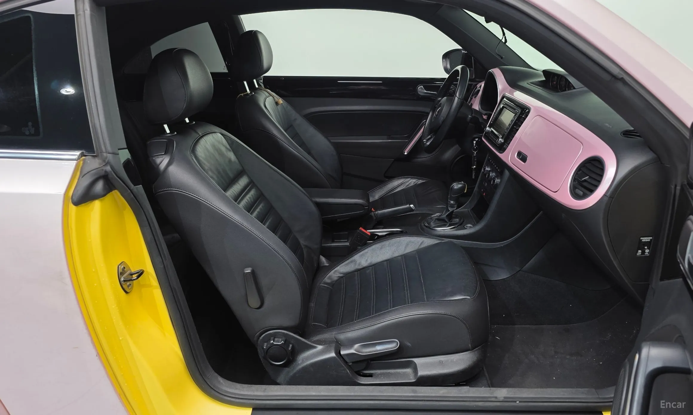 Volkswagen The Beetle превью 11