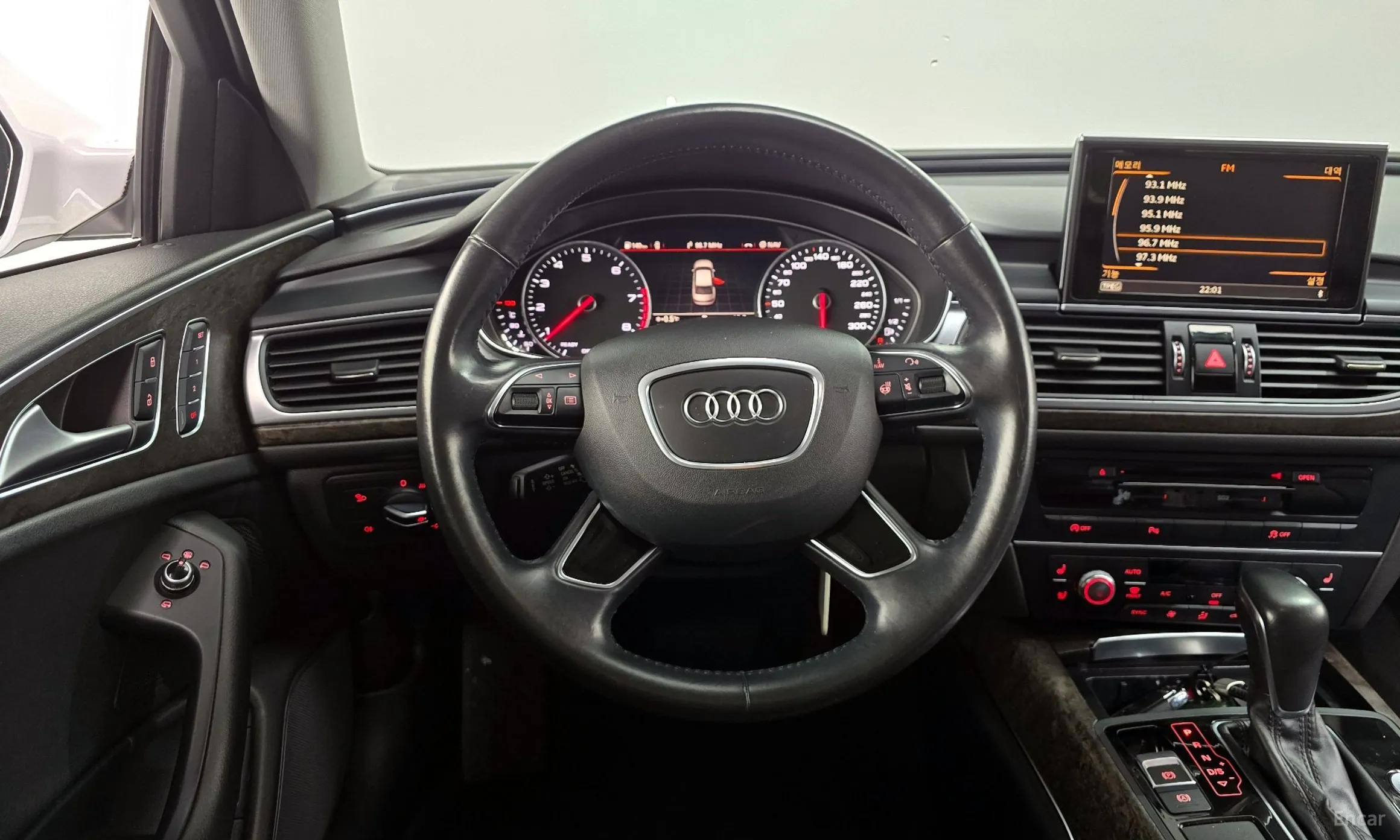 Audi New A6 превью 13