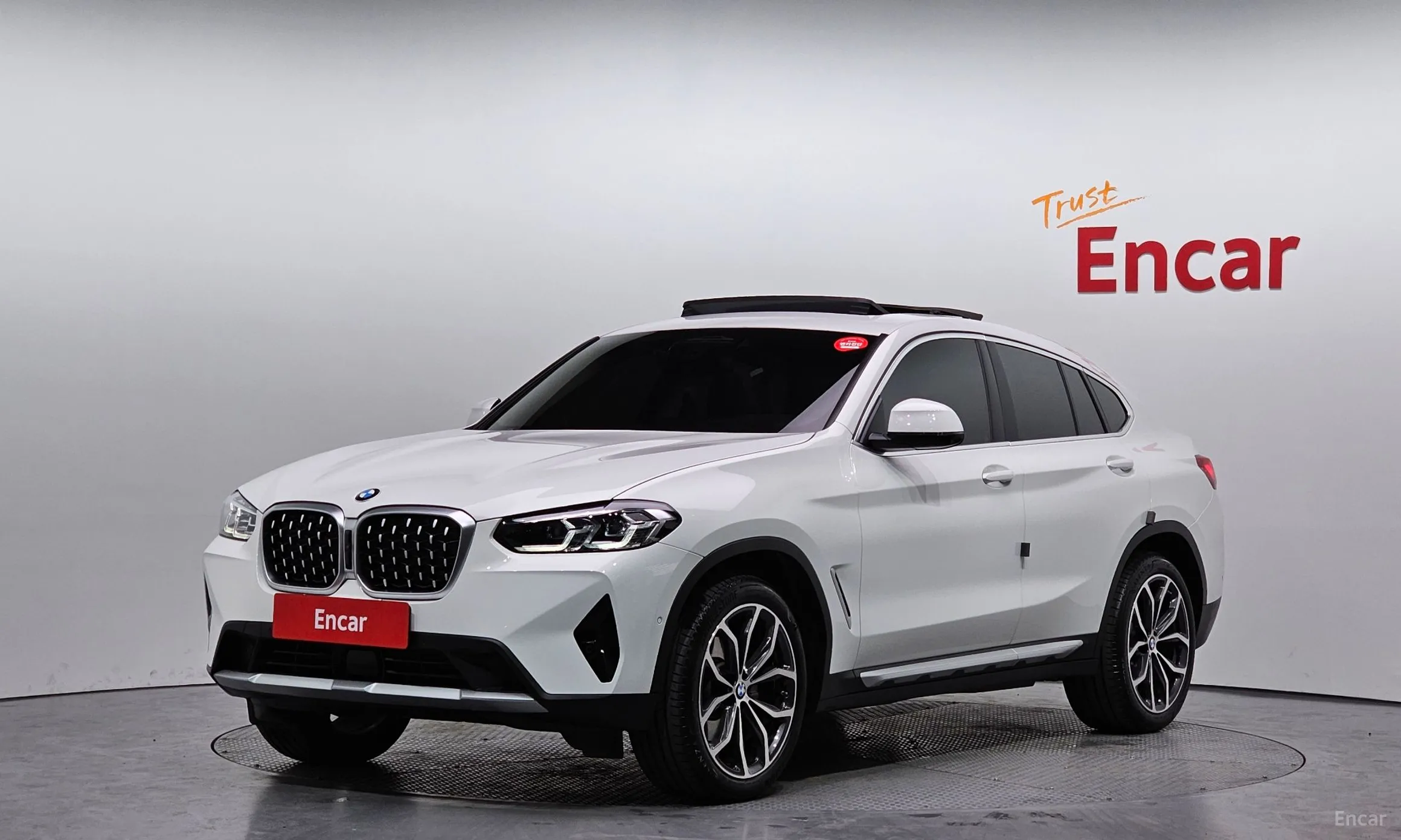 X4 (G02)