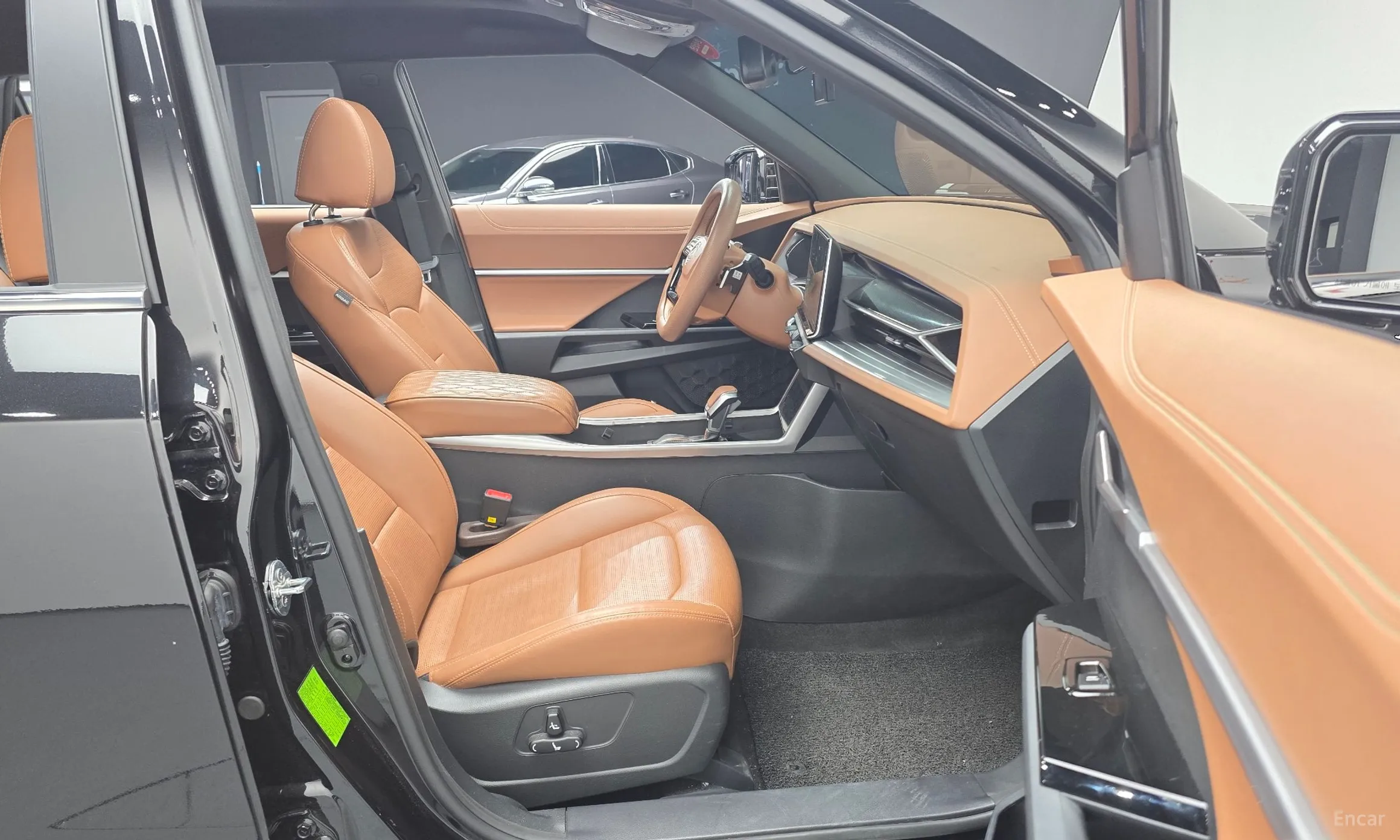 KG Mobility (SsangYong) Torres превью 10