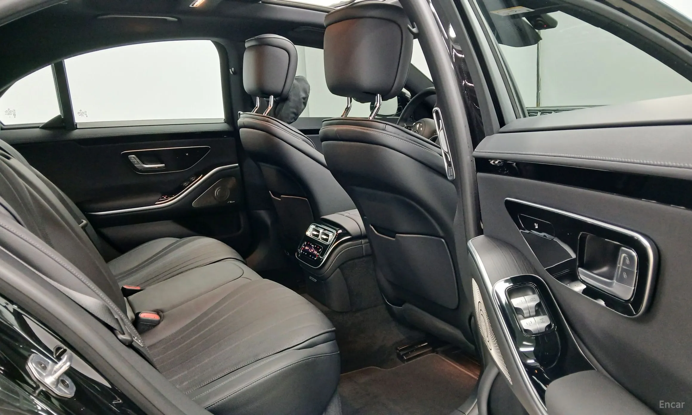 Mercedes Benz S-Class W223 превью 10