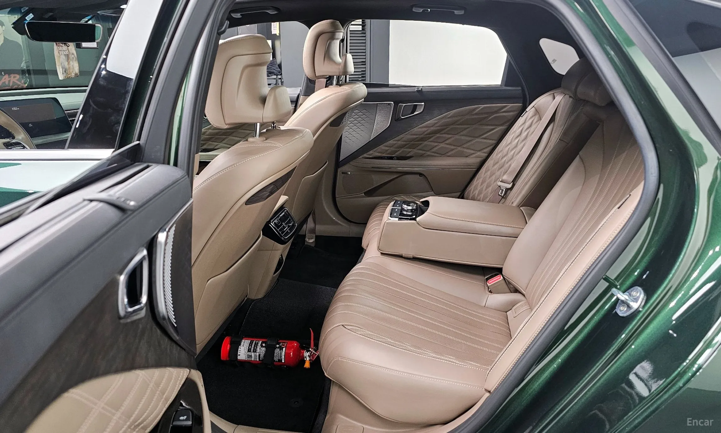 Kia K8 Hybrid превью 13