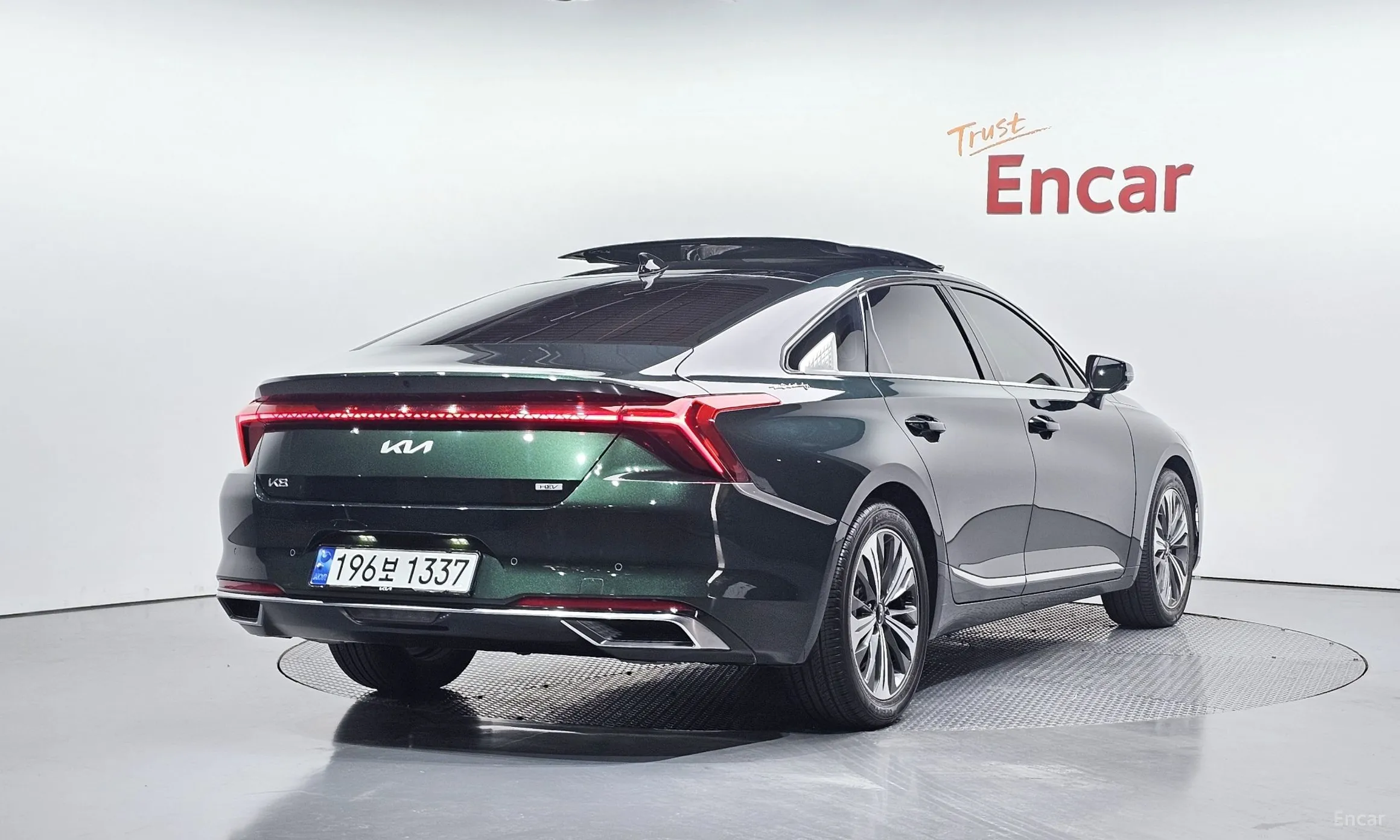 Kia K8 Hybrid