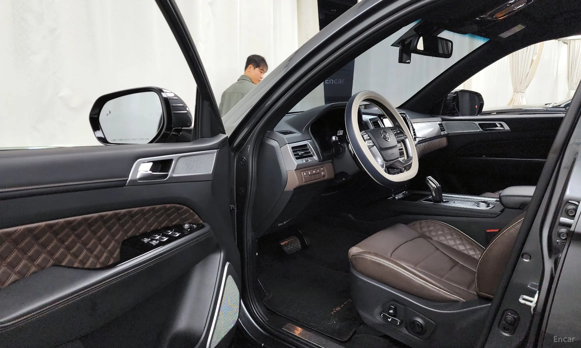 KG Mobility (SsangYong) Rexton превью 10