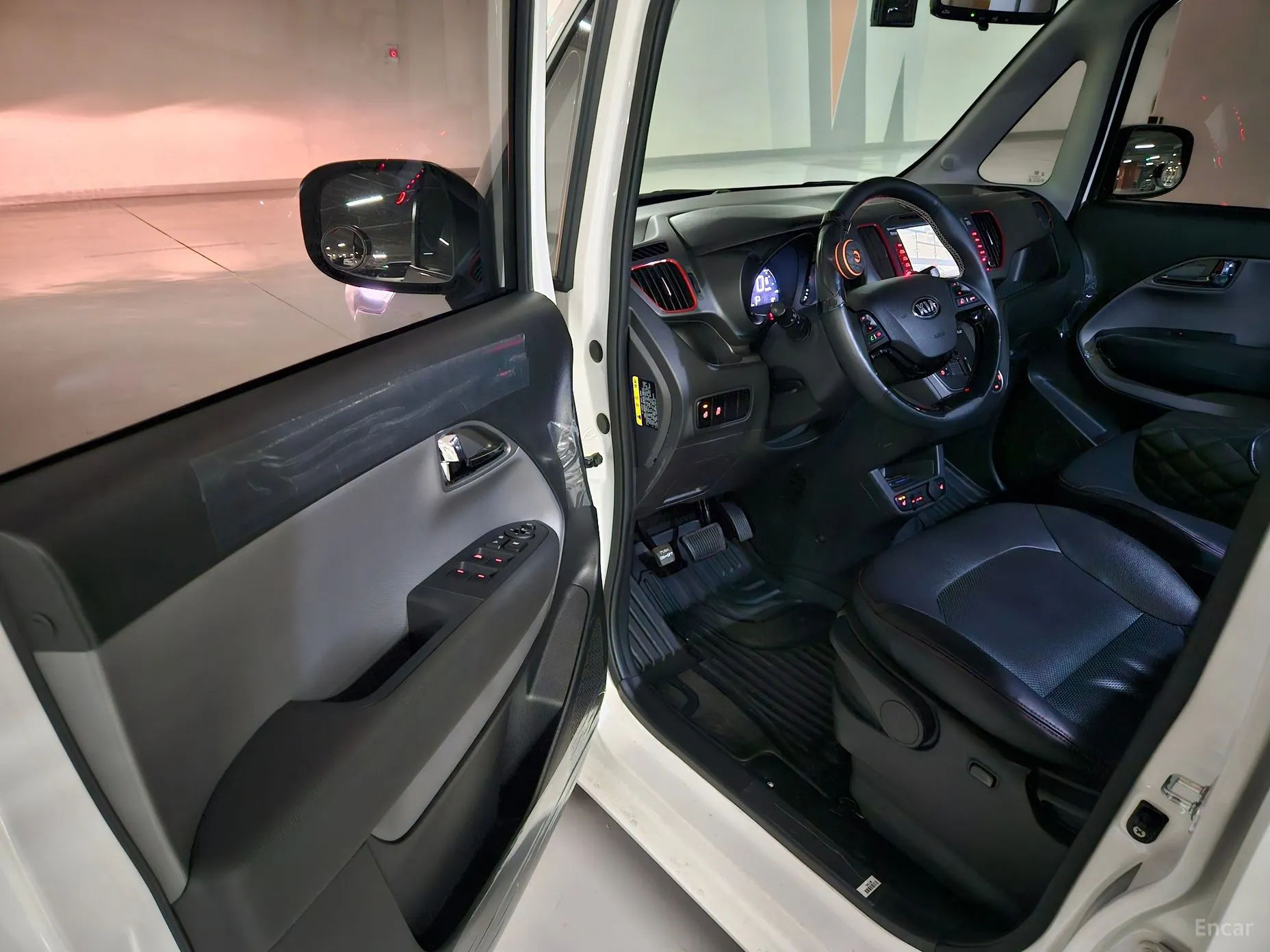 Kia Ray превью 11