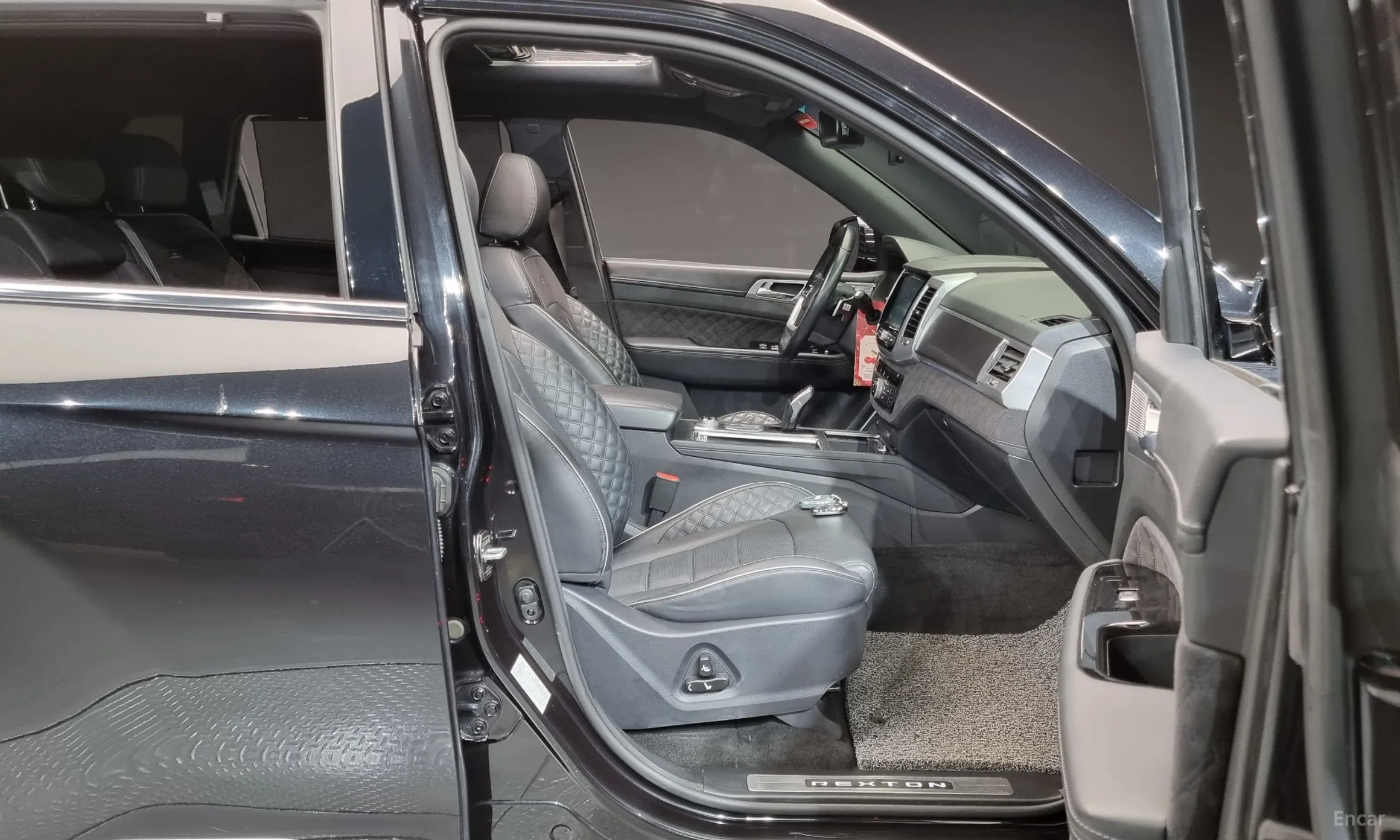 KG Mobility (SsangYong) Rexton превью 10
