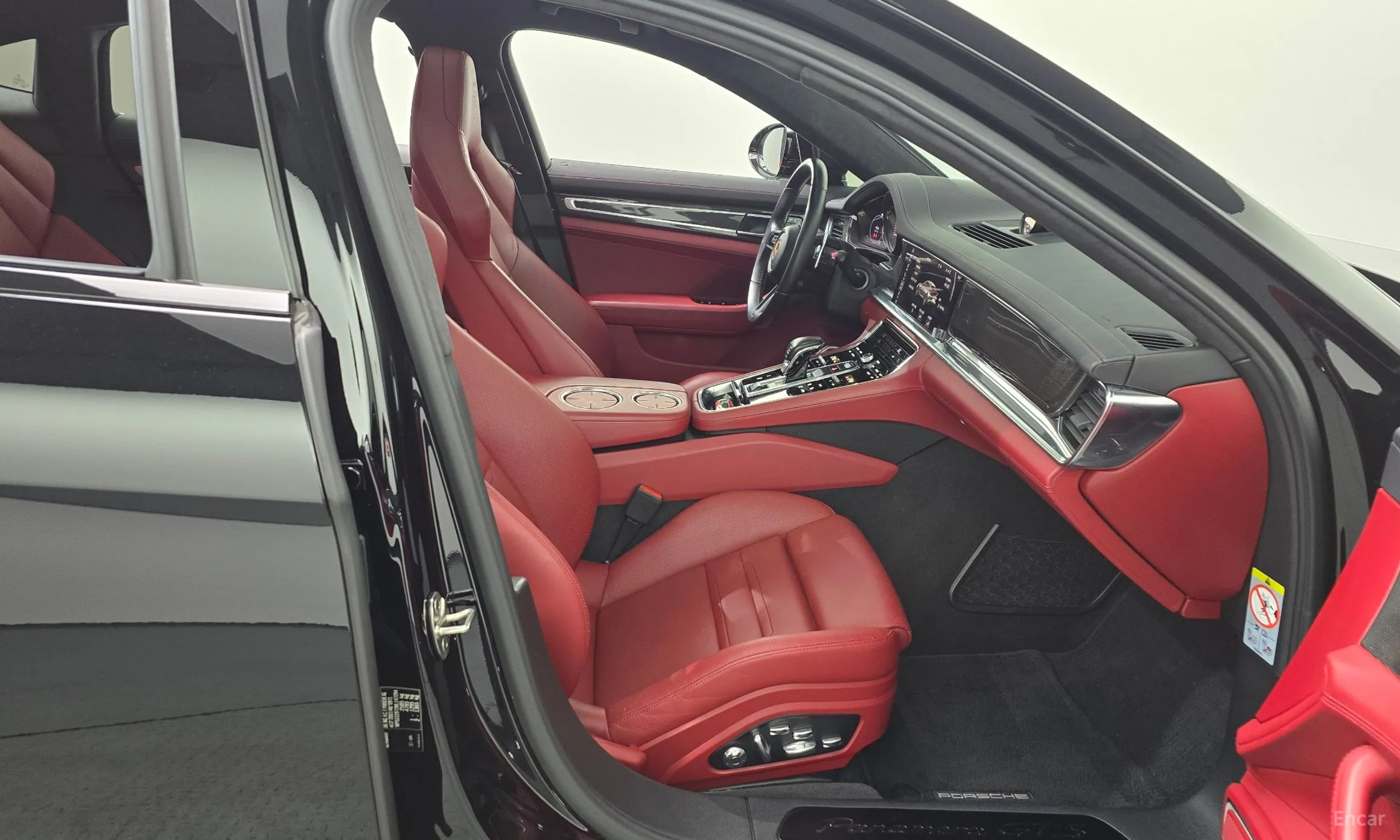 Porsche Panamera (971) превью 11