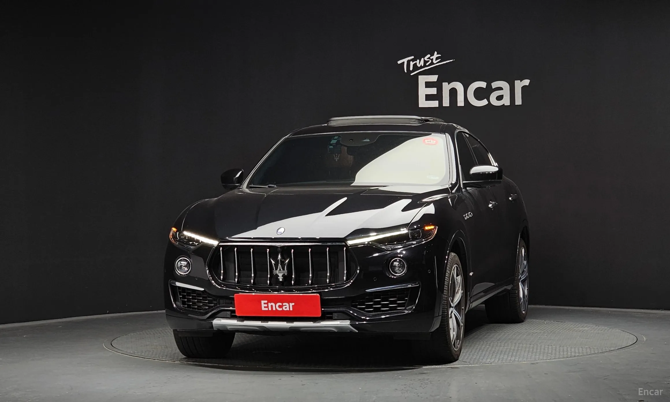 Maserati Levante превью 3