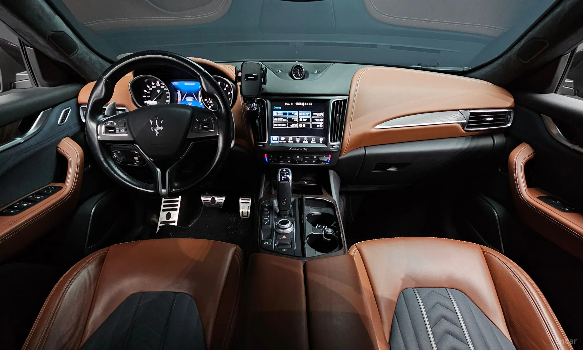 Maserati Levante превью 7