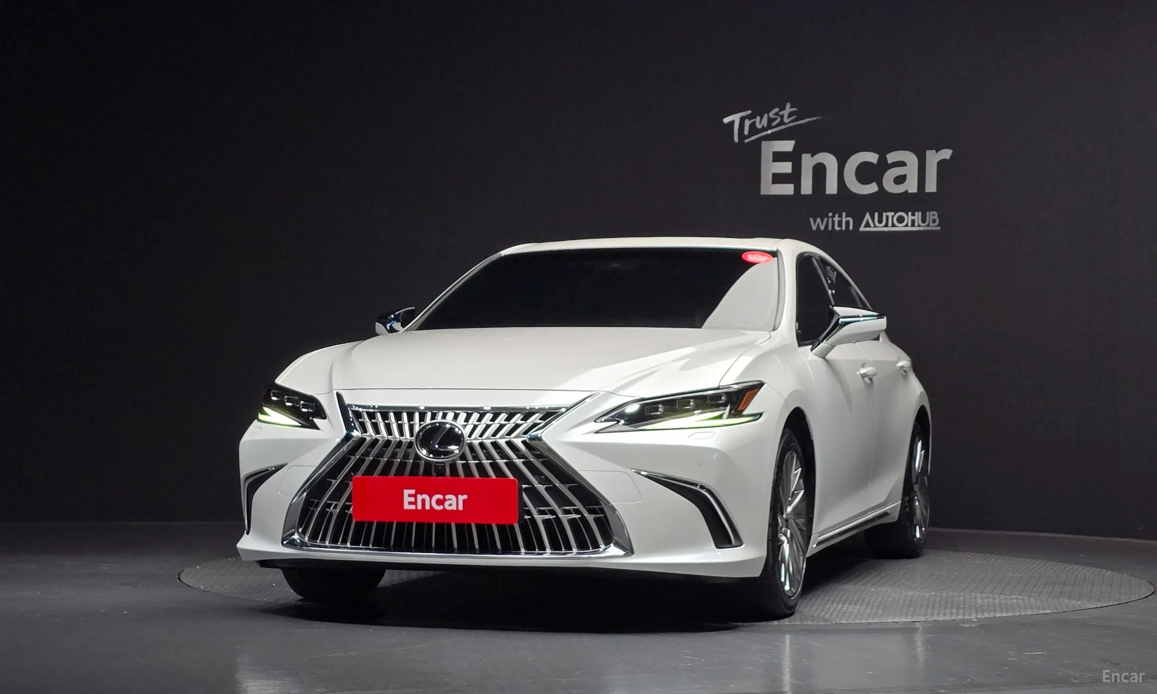 Lexus ES300h 7th Generation превью 3
