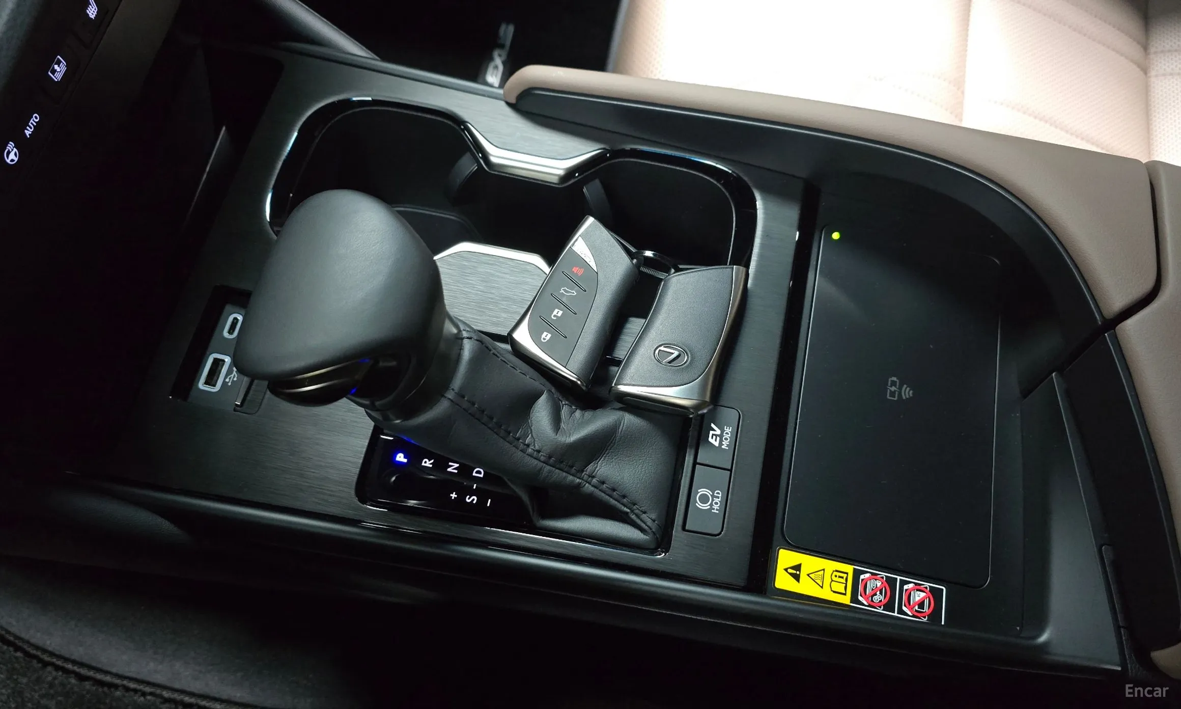 Lexus ES300h 7th Generation превью 9