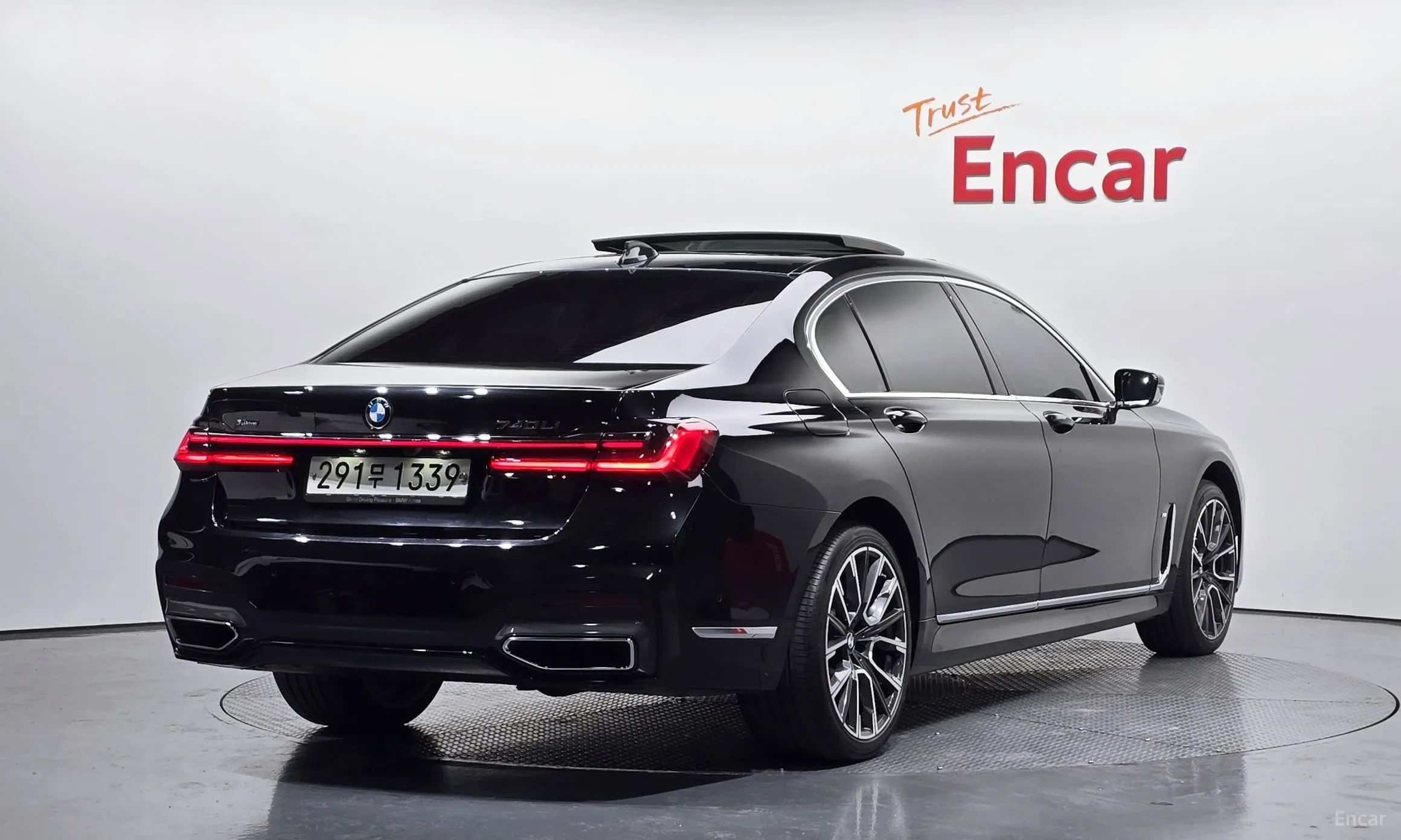 BMW 7 Series (G11)
