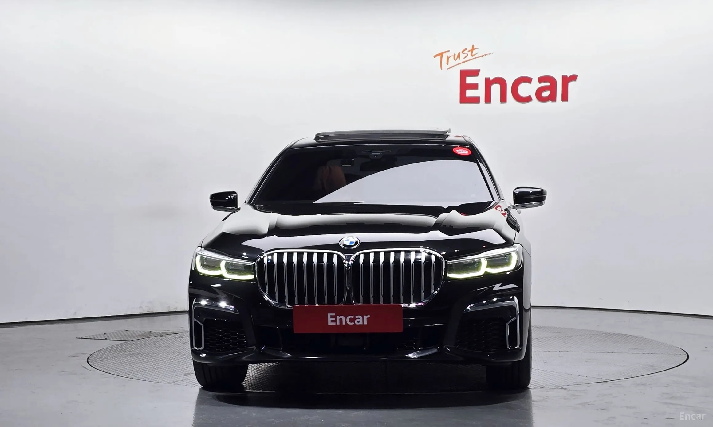 BMW 7 Series (G11) превью 3