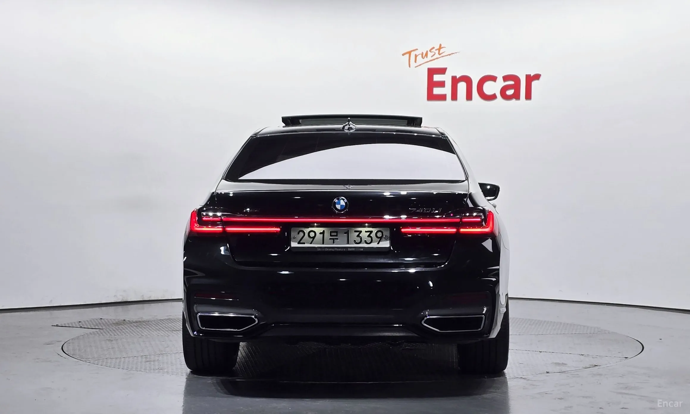 BMW 7 Series (G11) превью 4