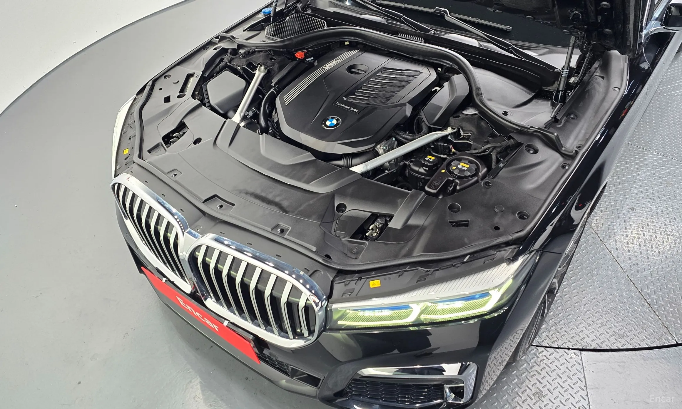 BMW 7 Series (G11) превью 6