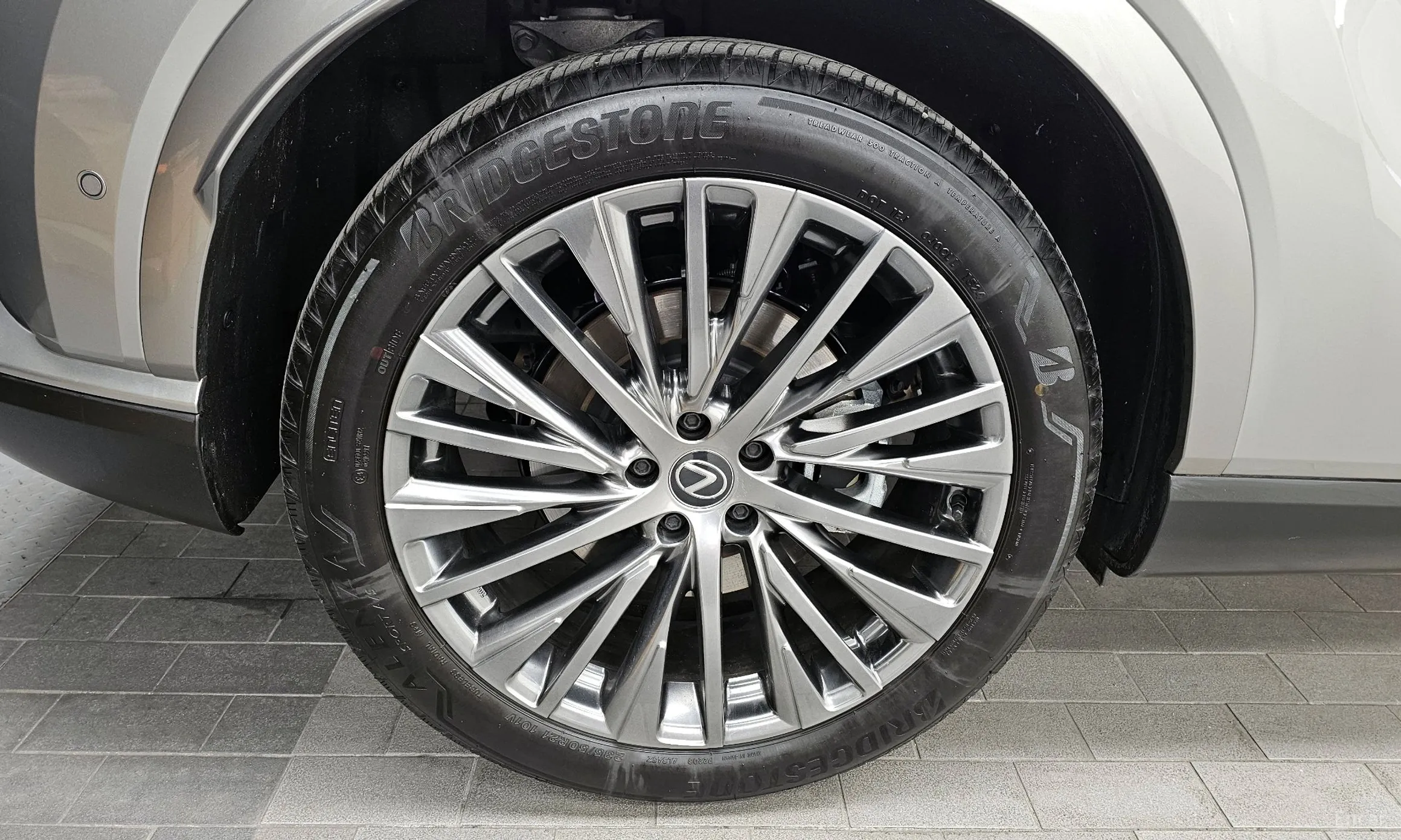 Lexus RX350h 5th Generation превью 5