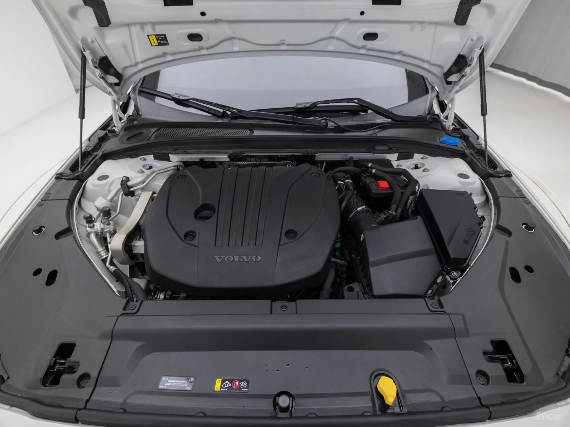 Volvo S90 превью 6