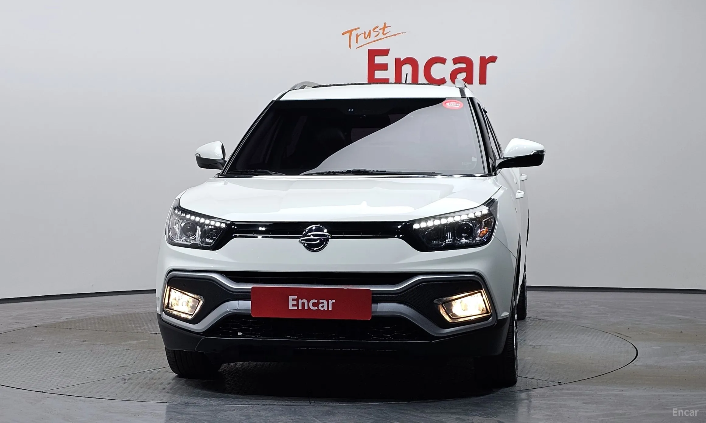 KG Mobility (SsangYong) Tivoli Air превью 3