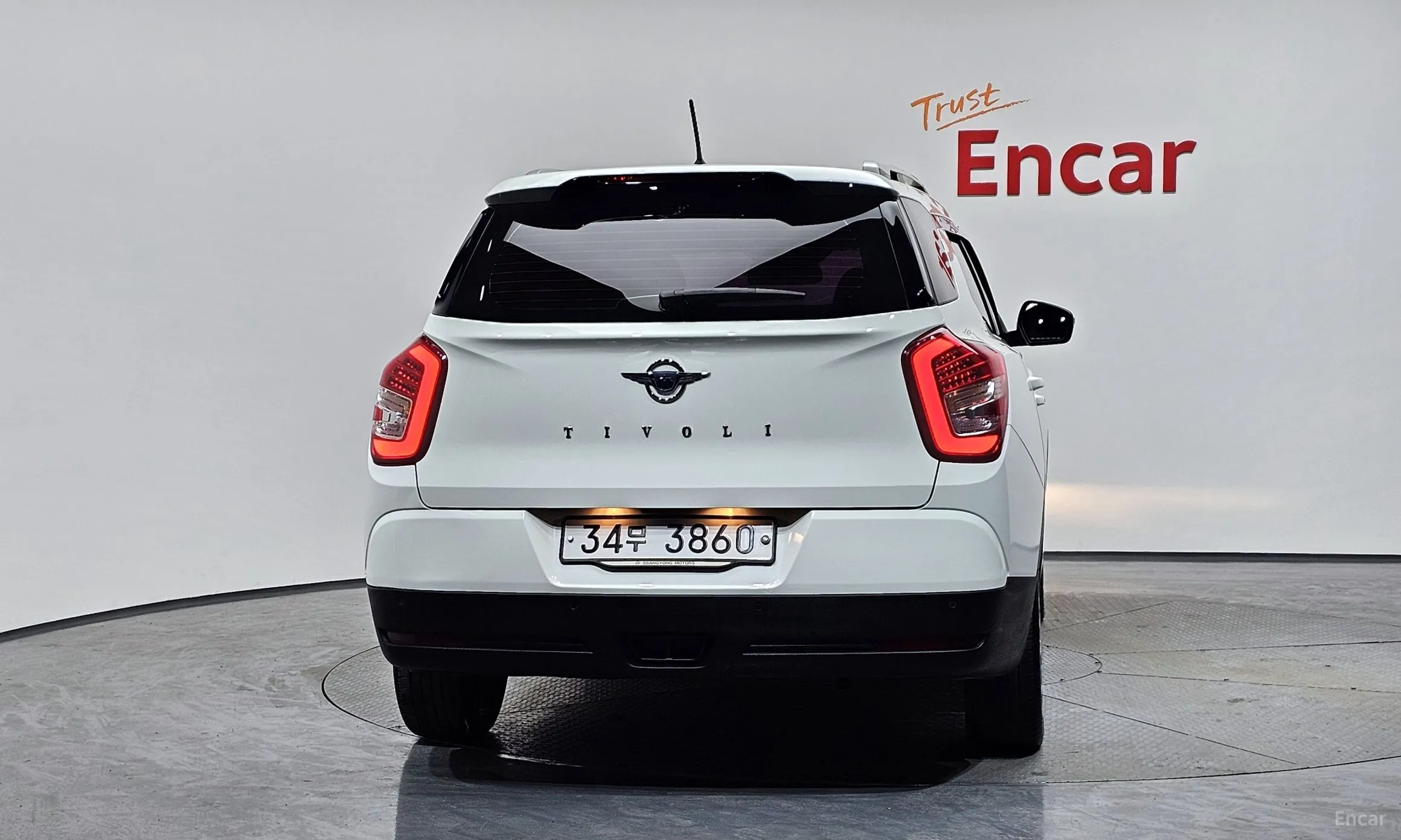 KG Mobility (SsangYong) Tivoli Air превью 4