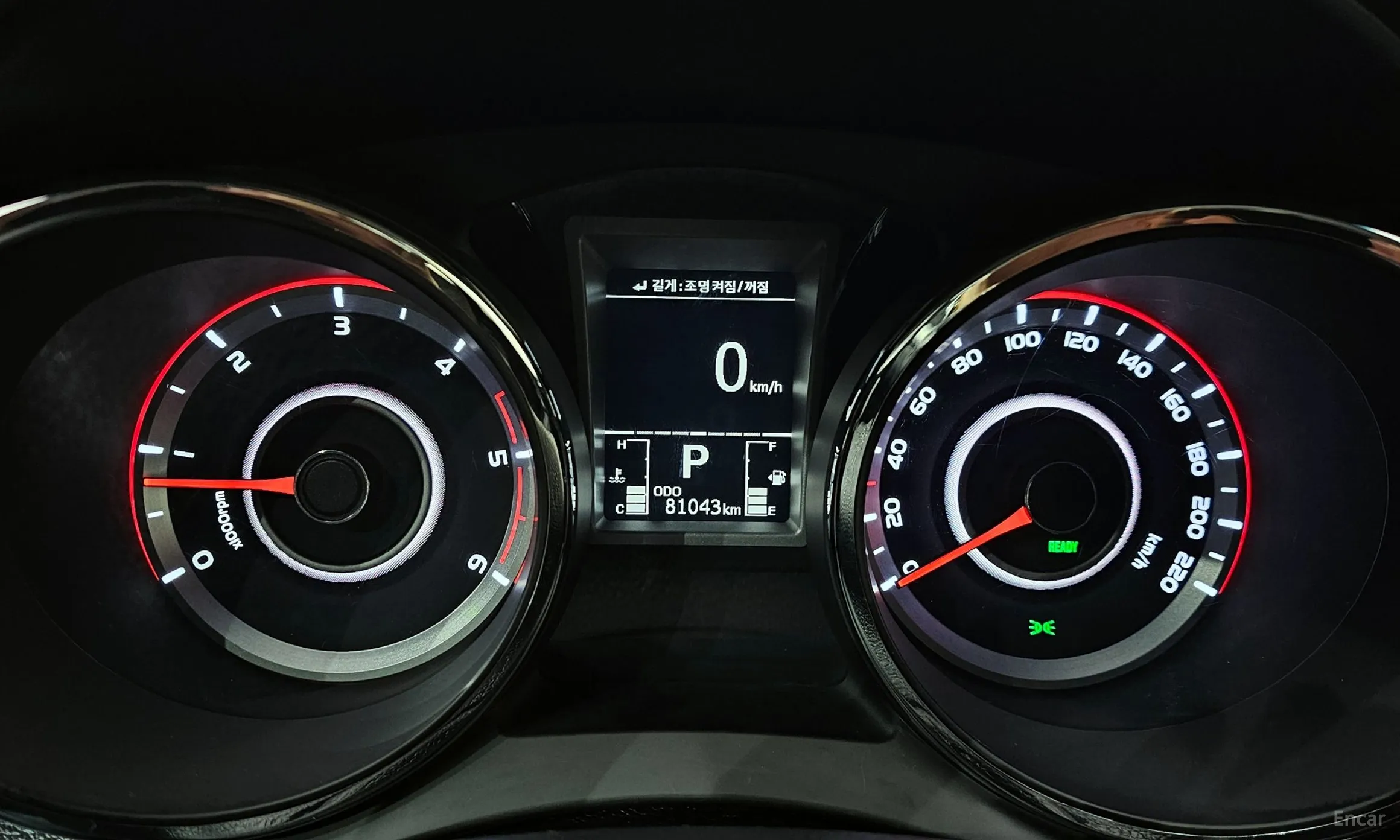 KG Mobility (SsangYong) Tivoli Air превью 8