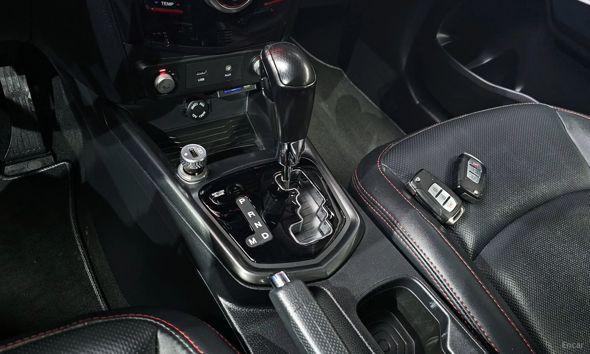 KG Mobility (SsangYong) Tivoli Air превью 9