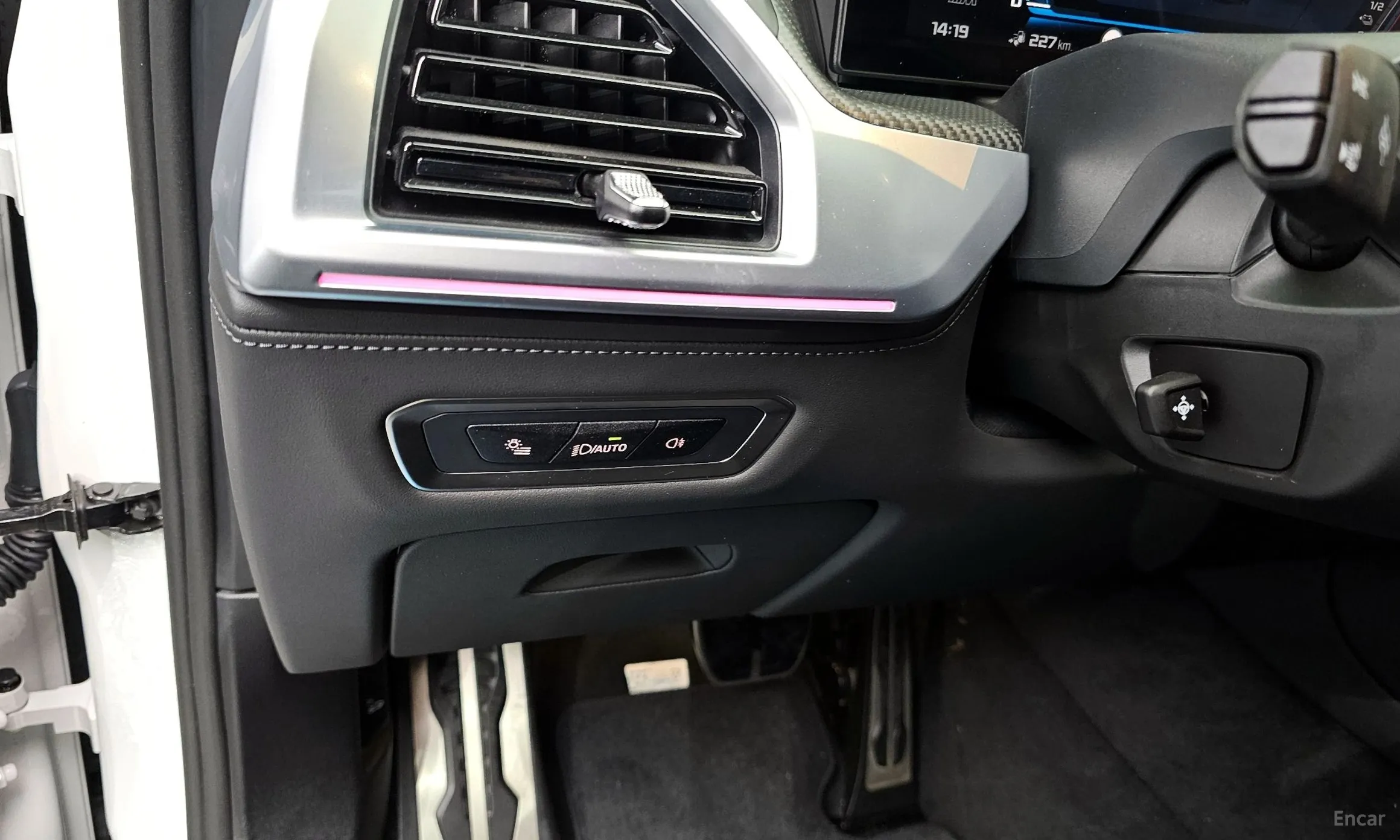 BMW XM (G09) превью 13