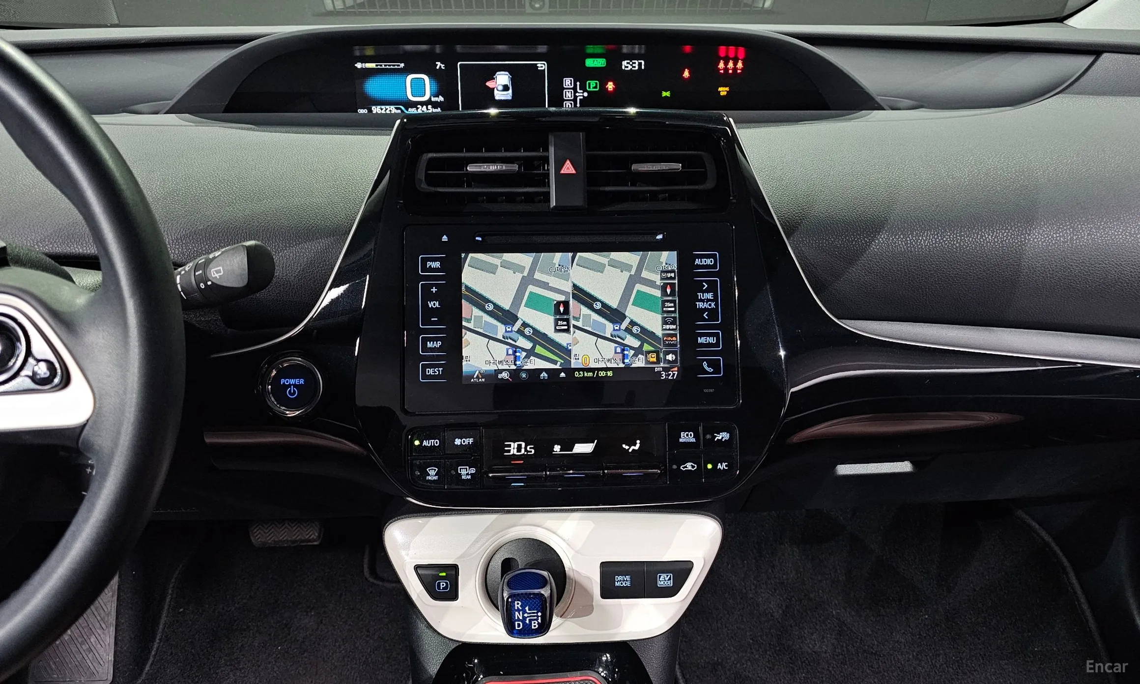 Toyota Prius 4th Generation превью 14