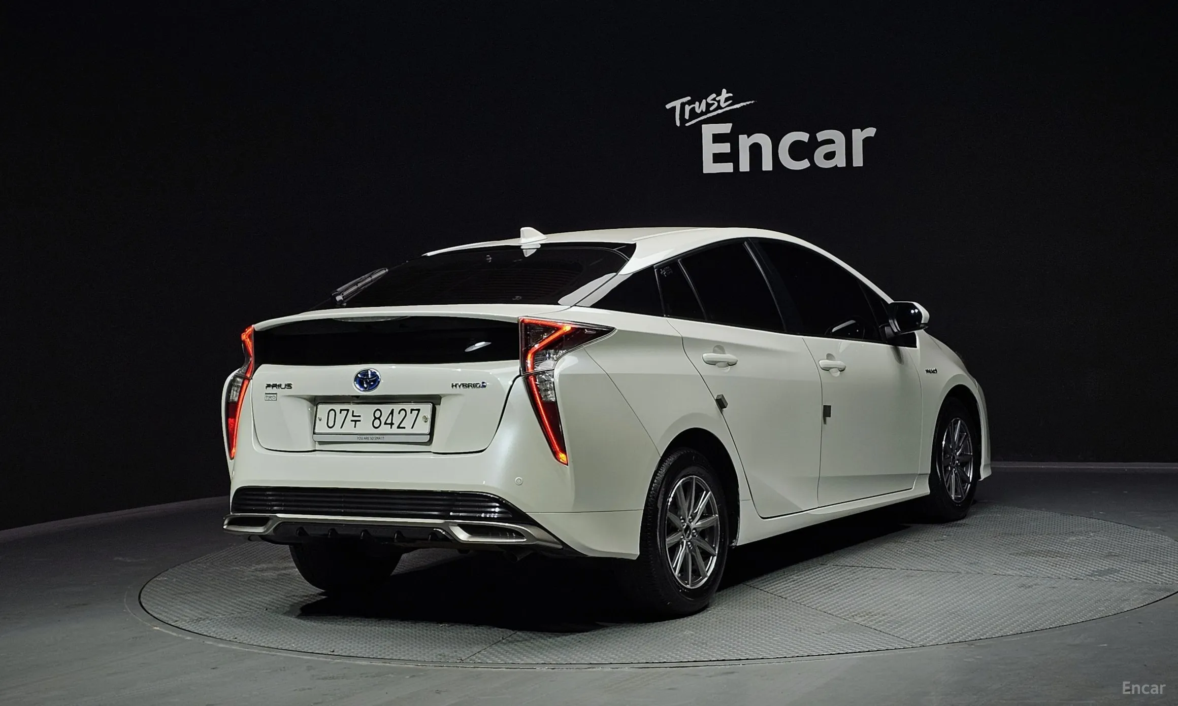 Toyota Prius 4th Generation превью 2