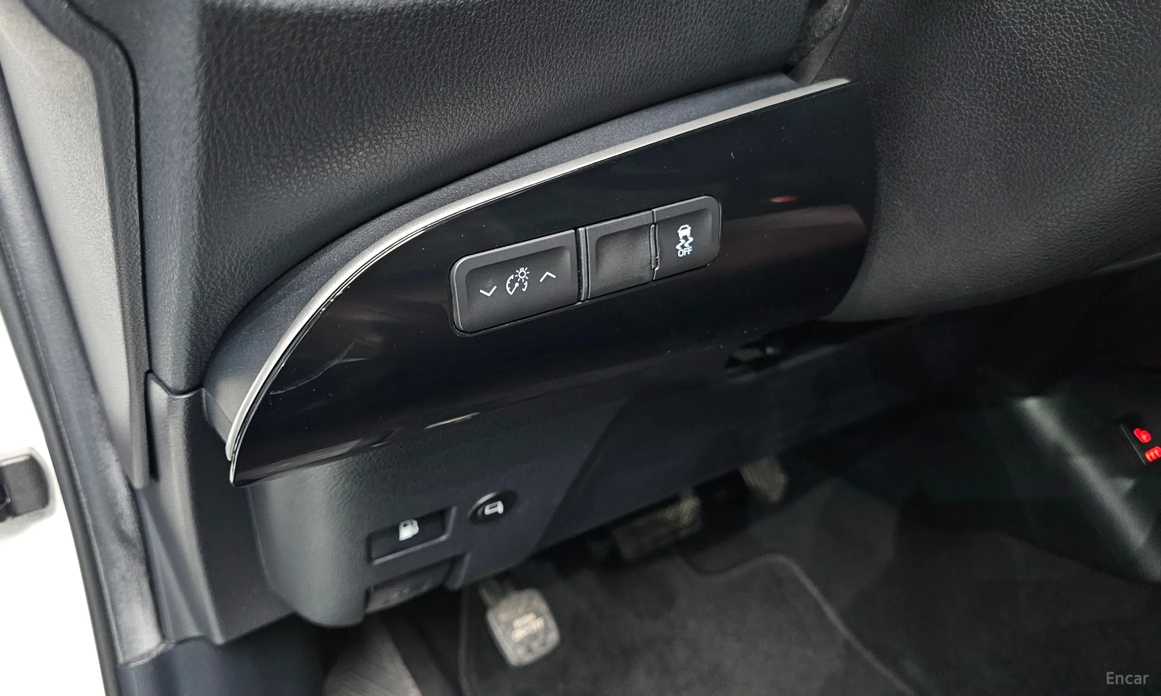Toyota Prius 4th Generation превью 18