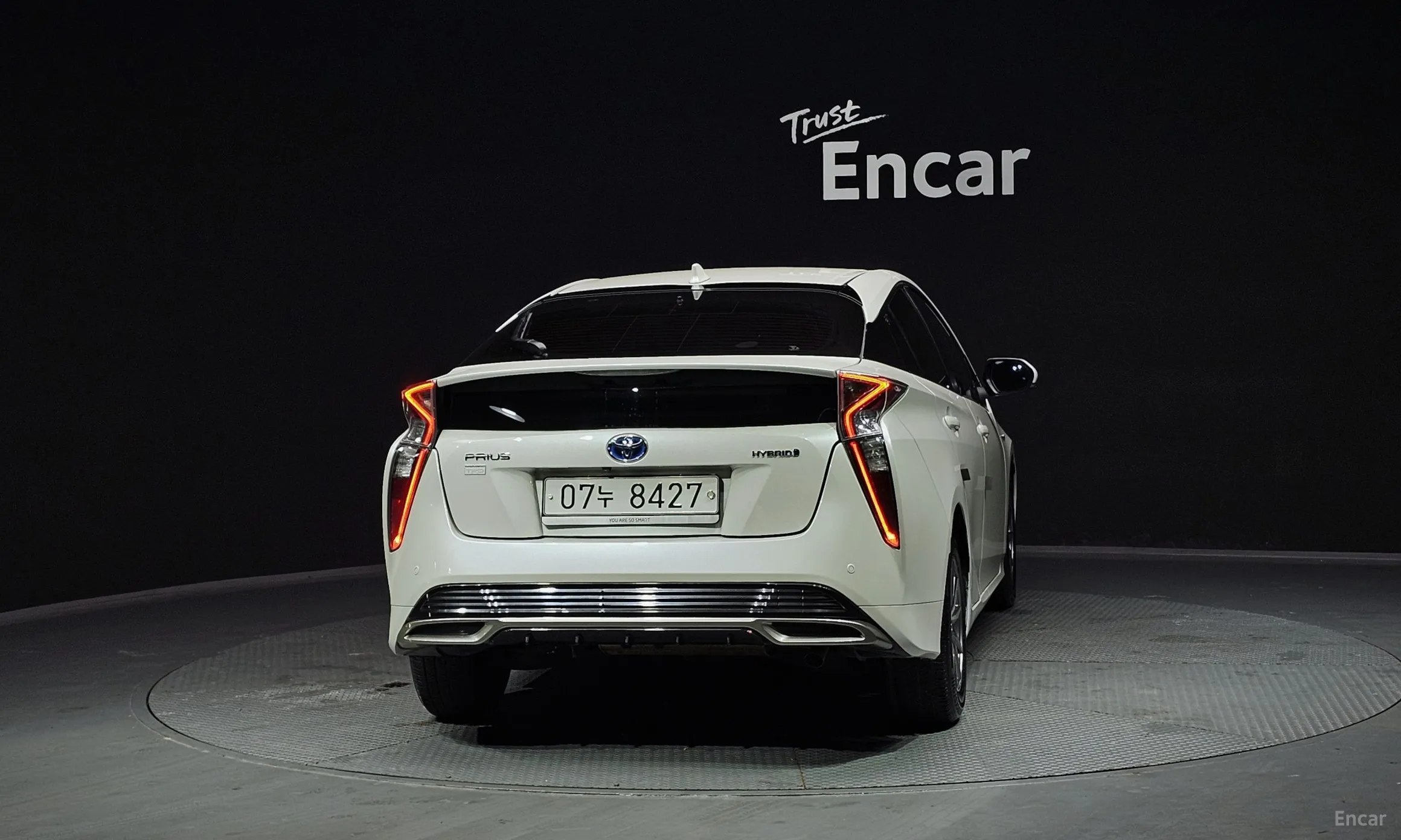Toyota Prius 4th Generation превью 4