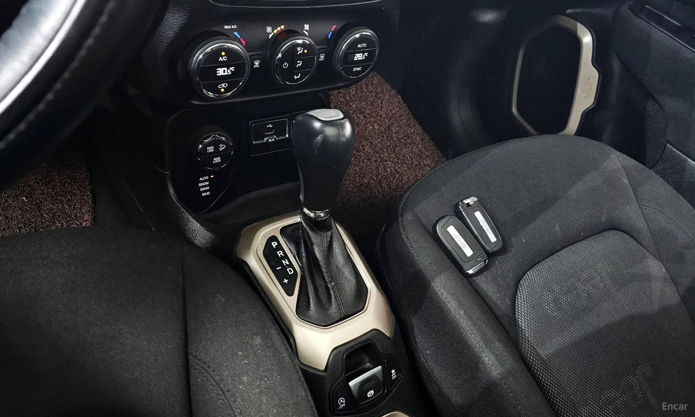 Jeep Renegade превью 9
