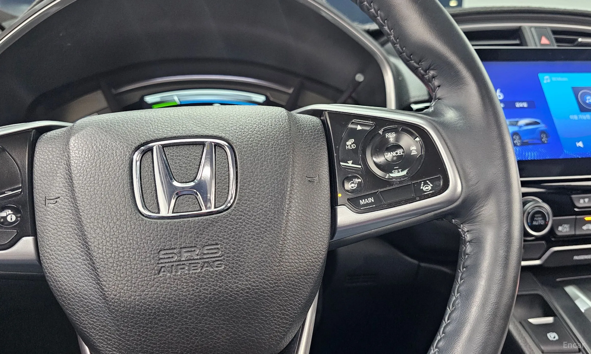 Honda CR-V 5th generation превью 17