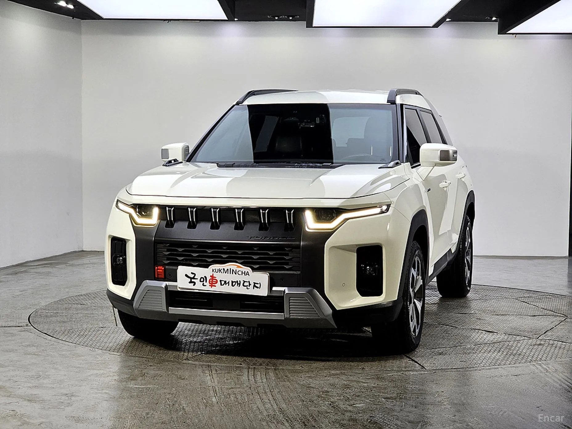 KG Mobility (SsangYong) Torres превью 3