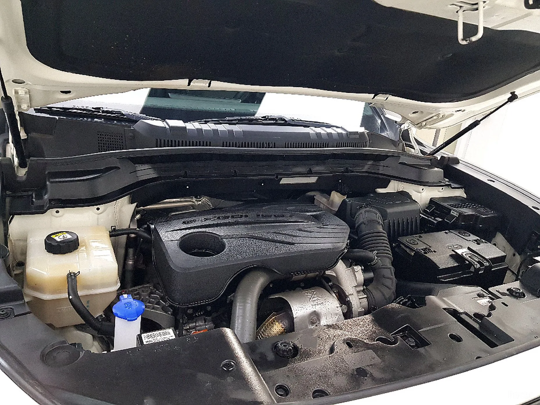 KG Mobility (SsangYong) Torres превью 6