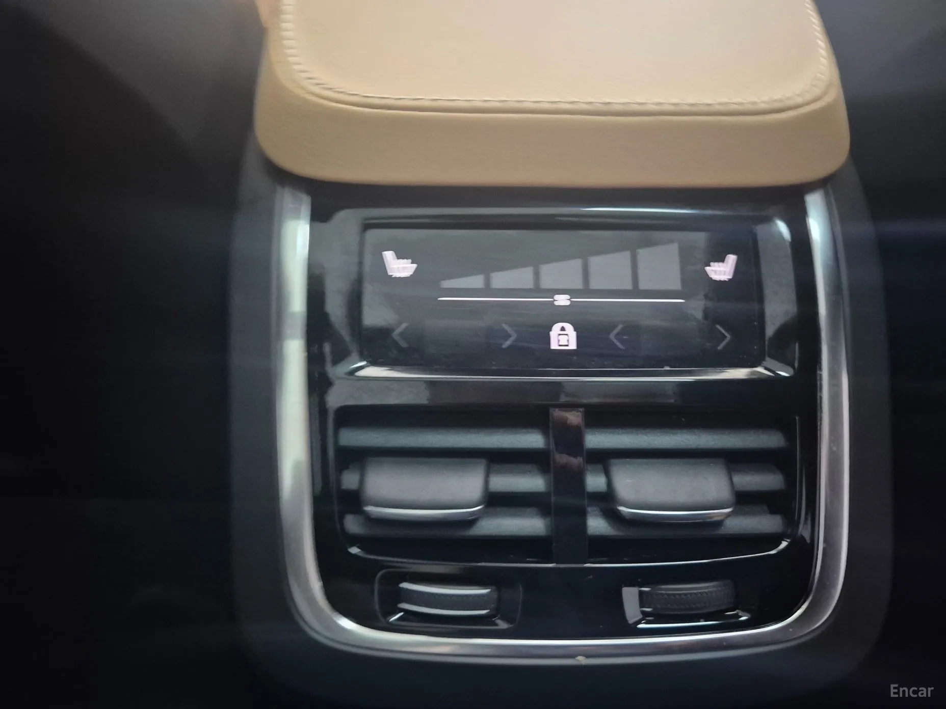 Volvo XC90 Gen 2 превью 17