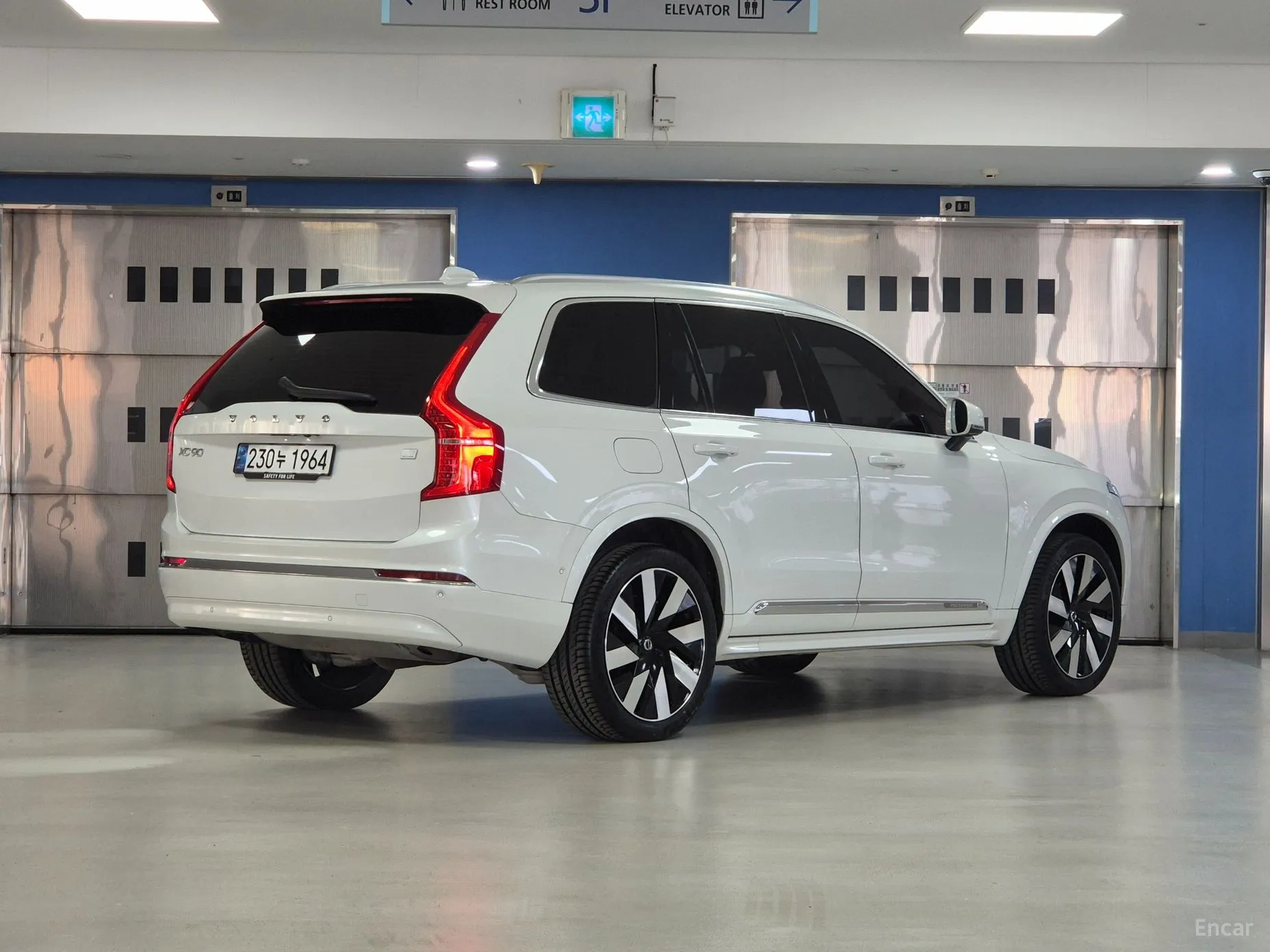 Volvo XC90 Gen 2 превью 4