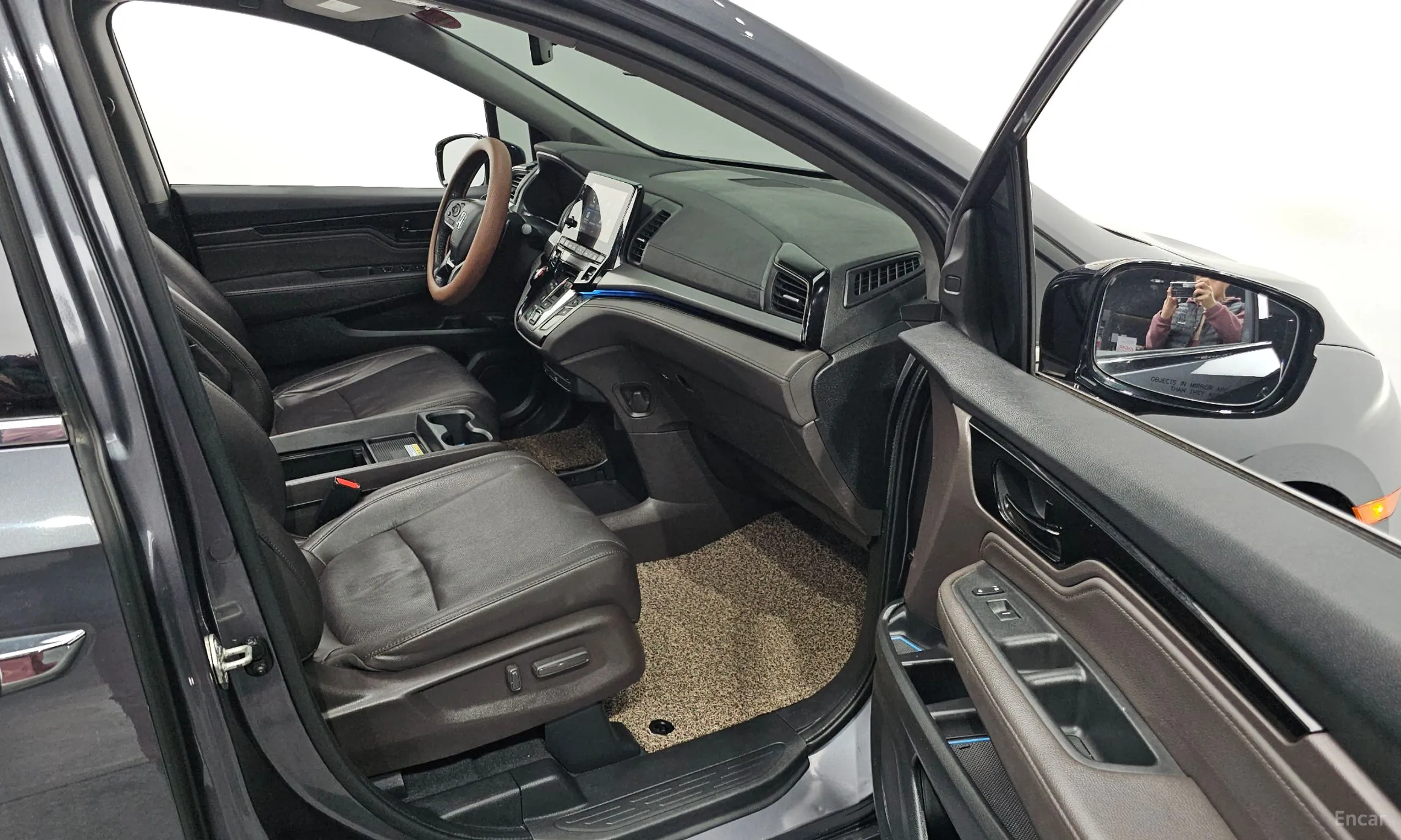 Honda Odyssey превью 10
