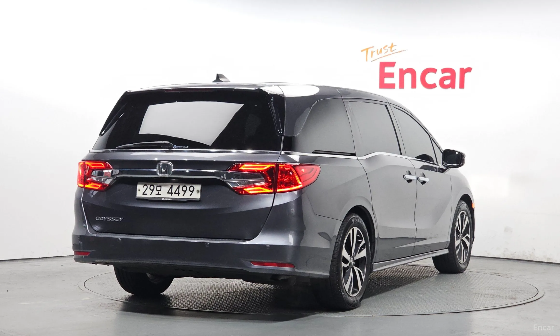 Honda Odyssey превью 2