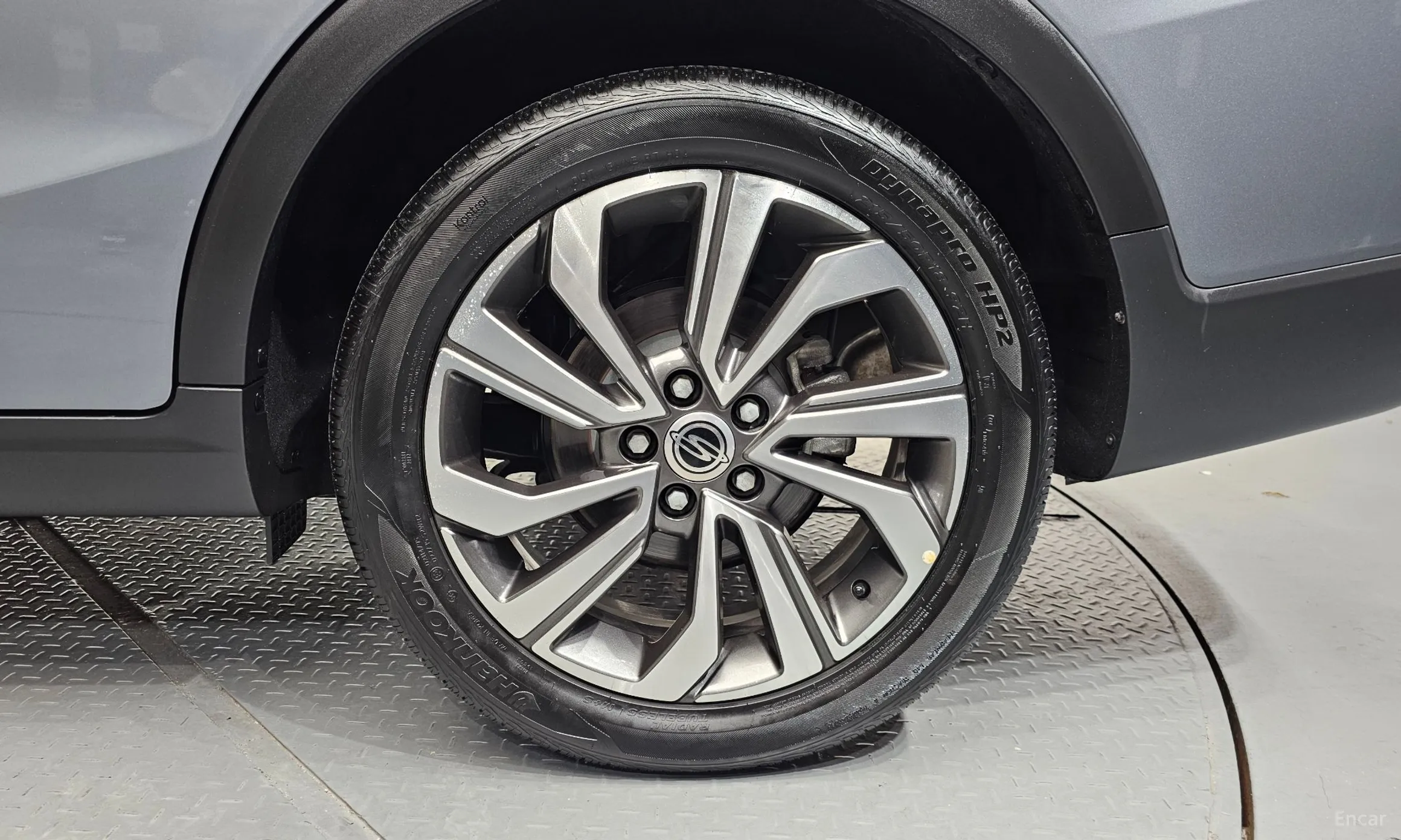 KG Mobility (SsangYong) Tivoli Air превью 5