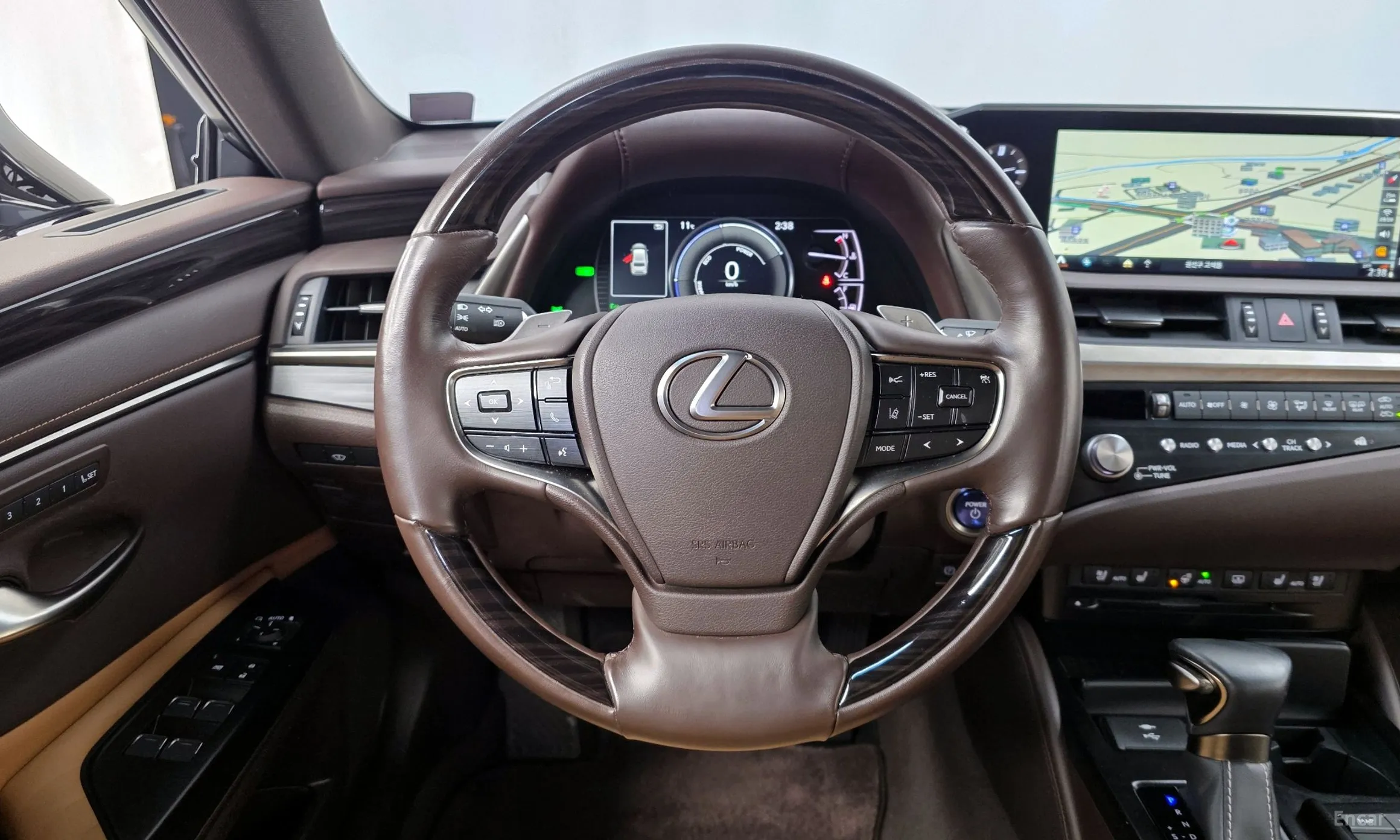 Lexus ES300h 7th Generation превью 13
