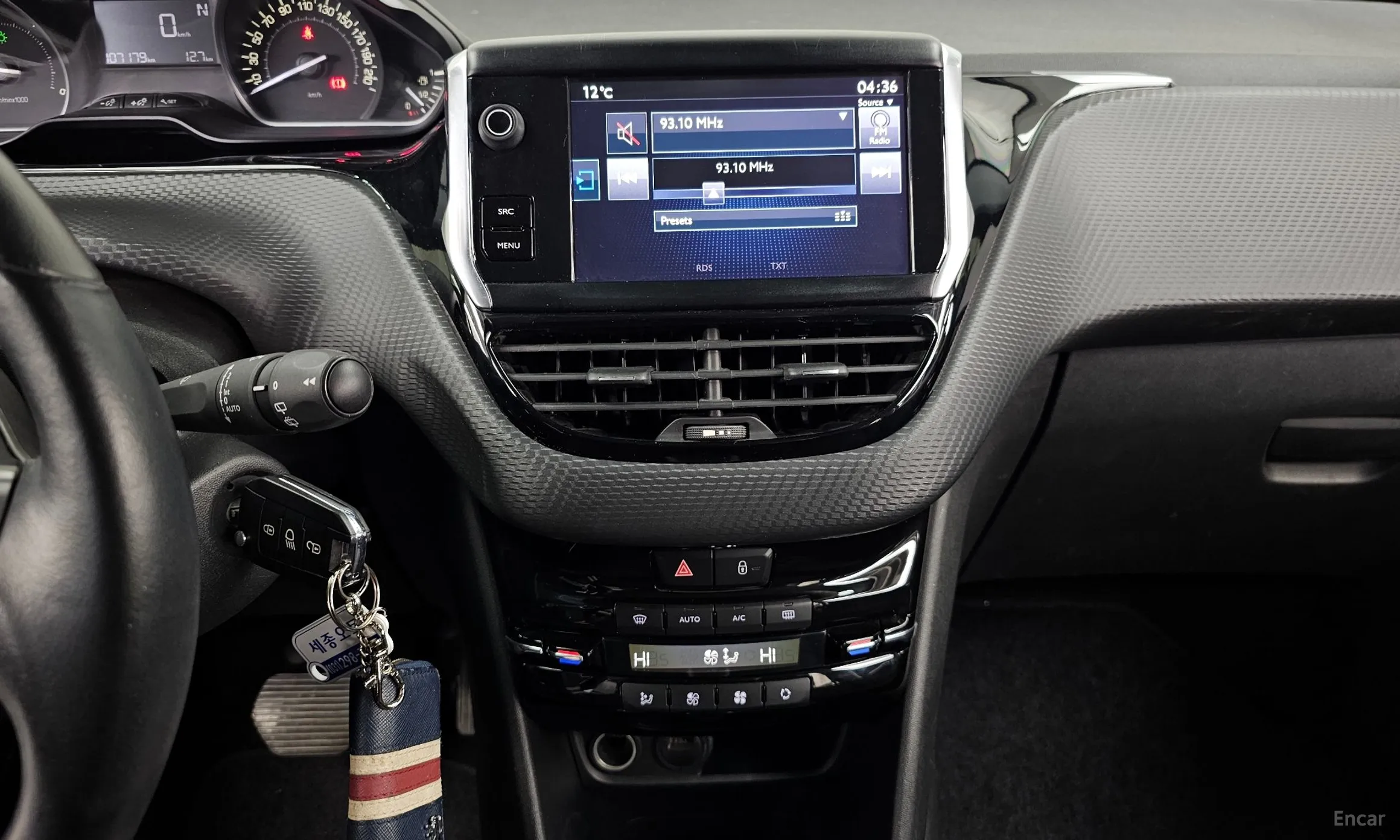 Peugeot 208 превью 16