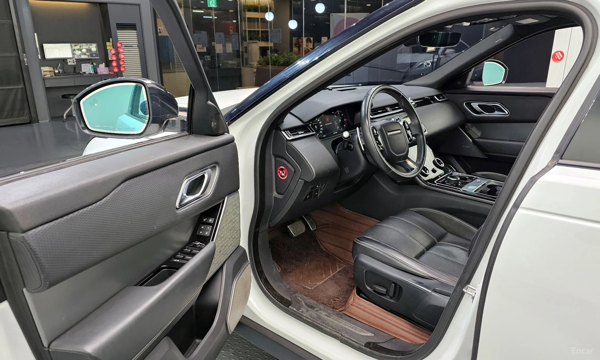 Land Rover Range Rover Bella превью 11